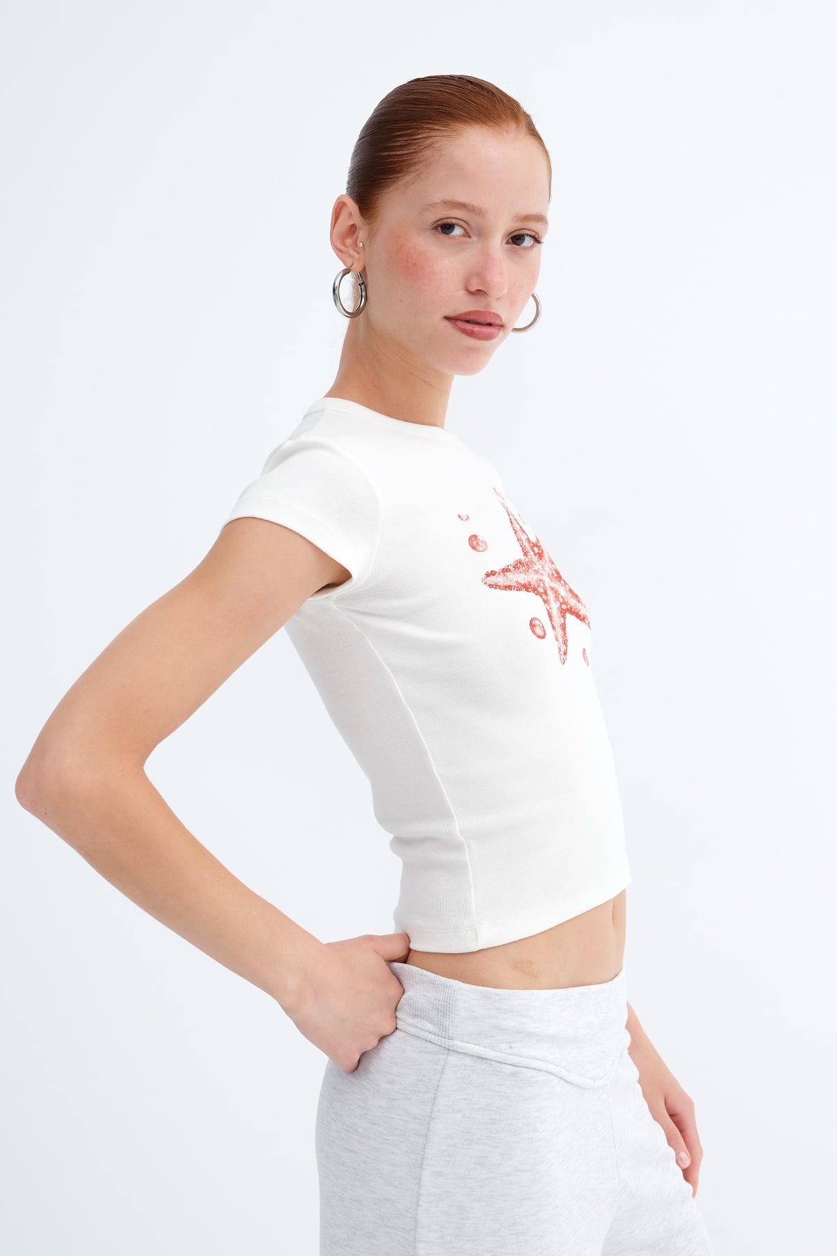 Ecru_Starfish-Print-Stone-Embellished-T-Shirt-addax