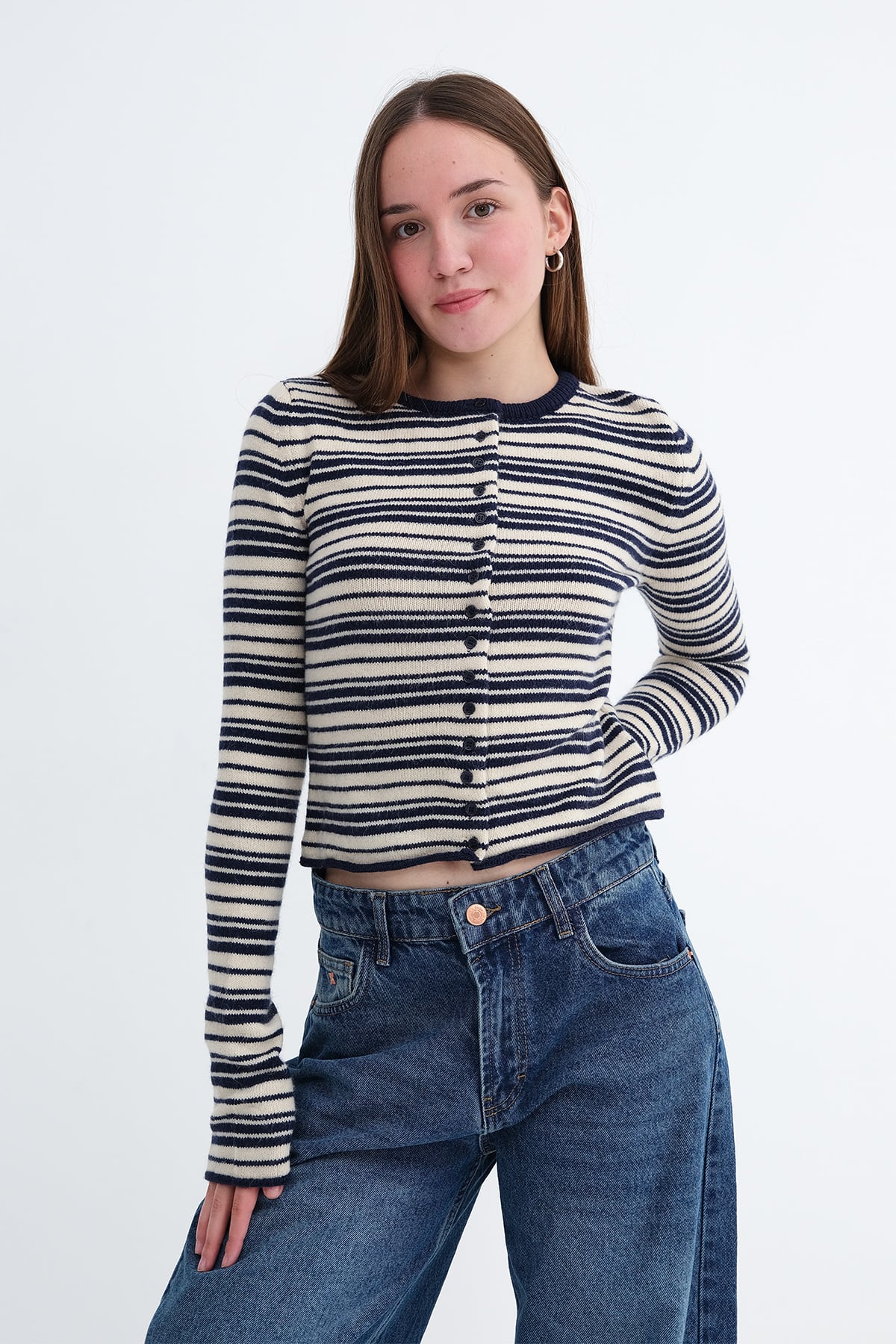 Night-Blue---Ecru_Striped-Knit-Cardigan-addax