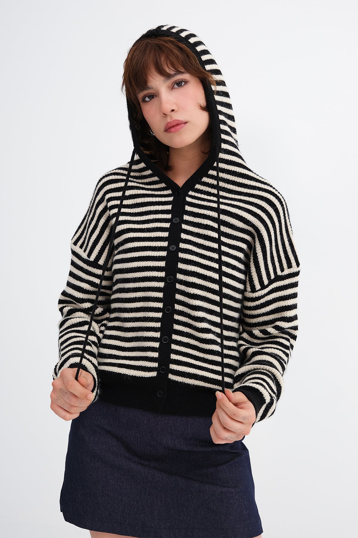 Black---Stone_Striped-Knit-Cardigan-addax