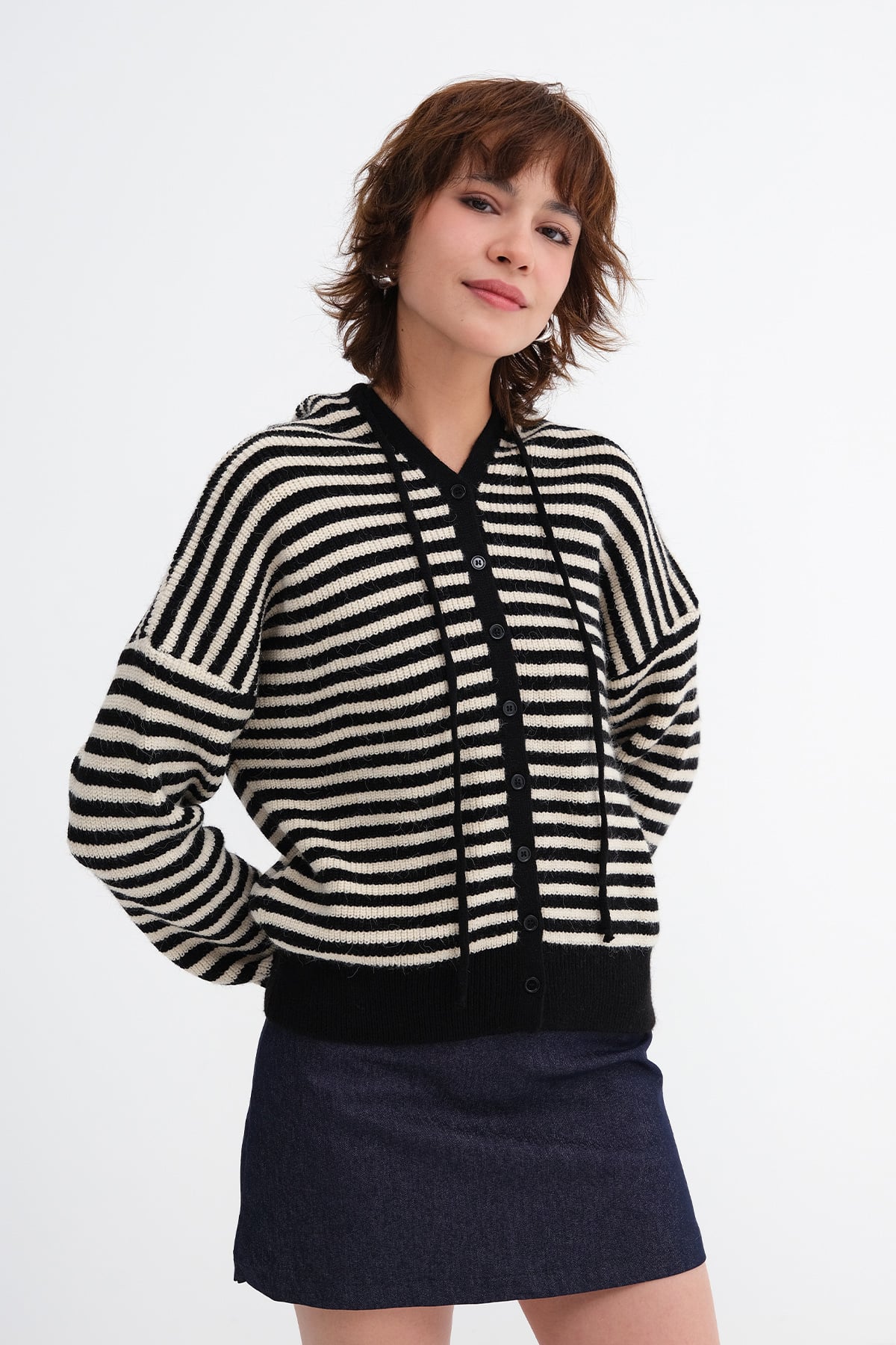 Black---Stone_Striped-Knit-Cardigan-addax