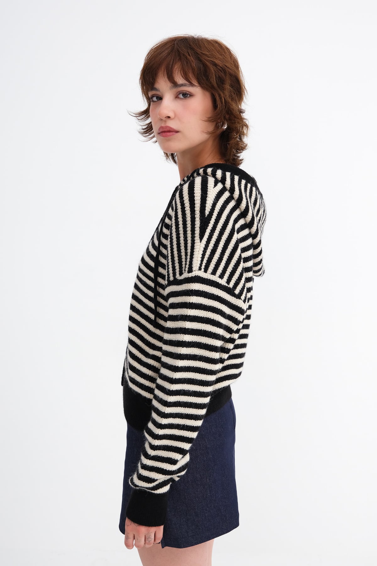Black---Stone_Striped-Knit-Cardigan-addax