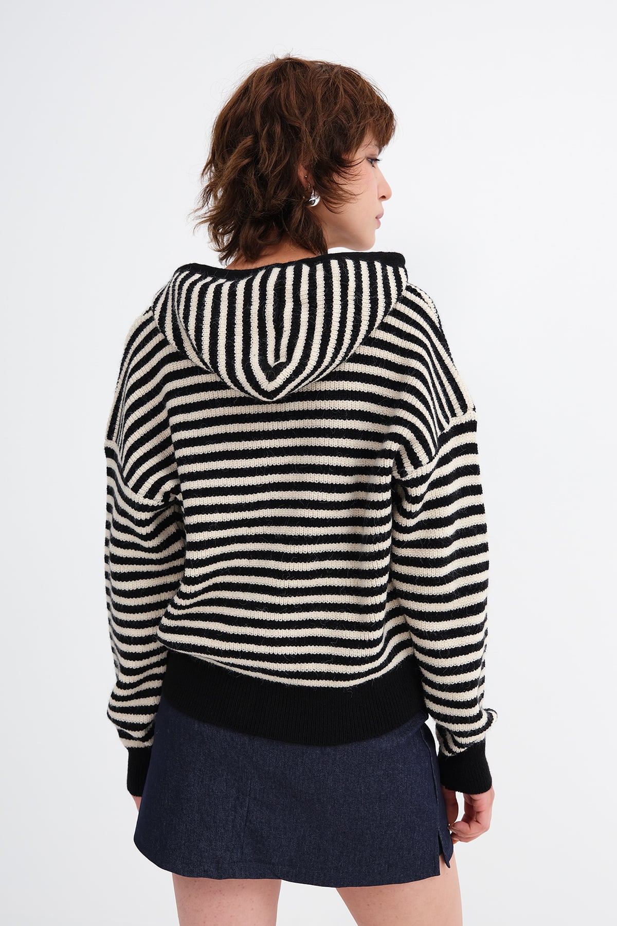 Black---Stone_Striped-Knit-Cardigan-addax