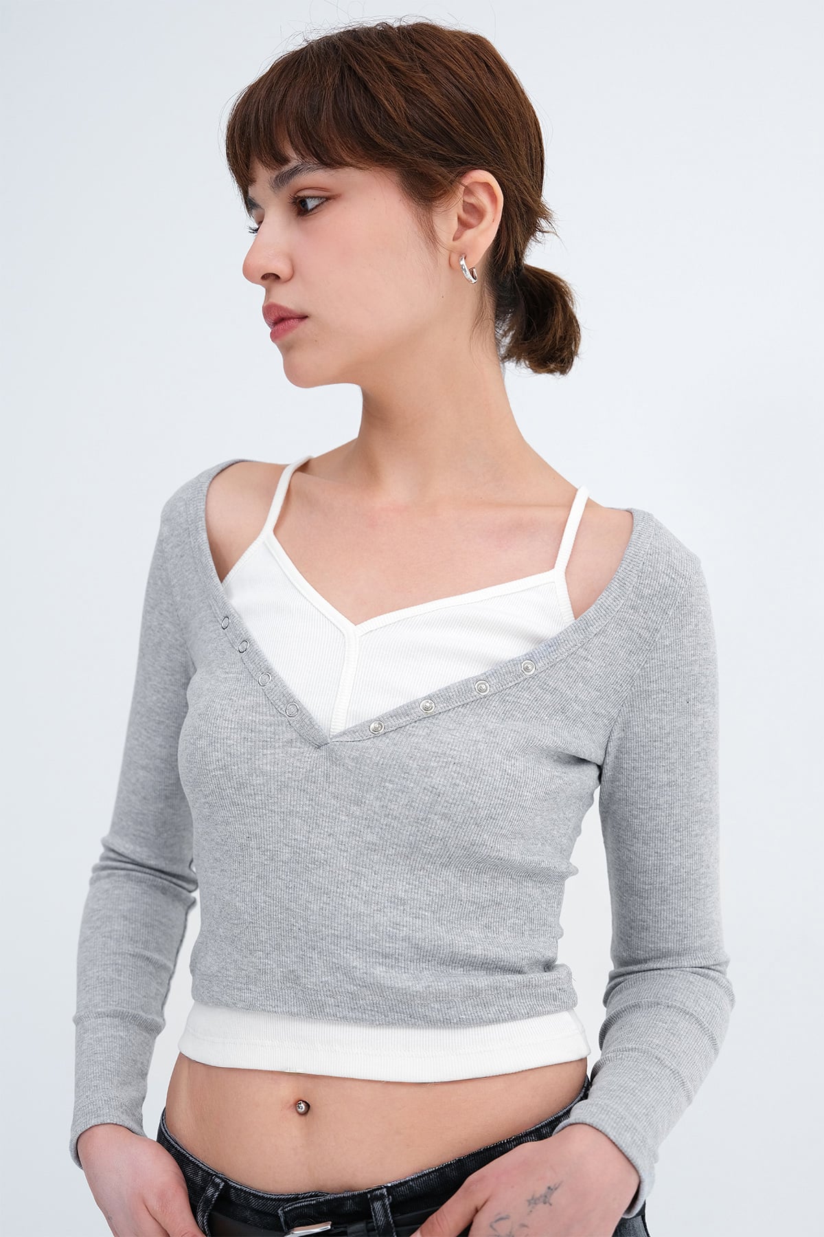 Snow-Melange_Tank-Top-Detail-Ribbed-Blouse-addax
