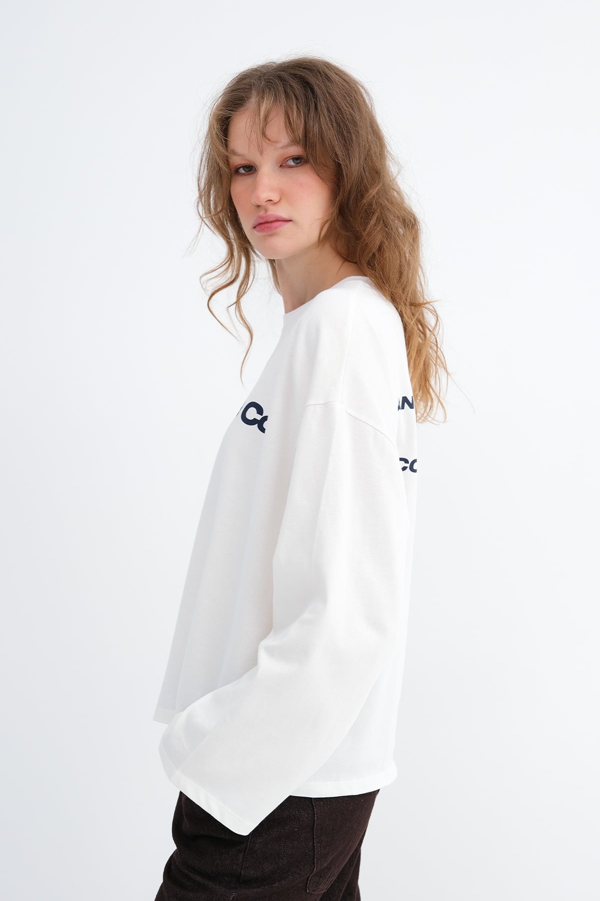 Ecru_Printed-Long-Sleeve-T-shirt-addax