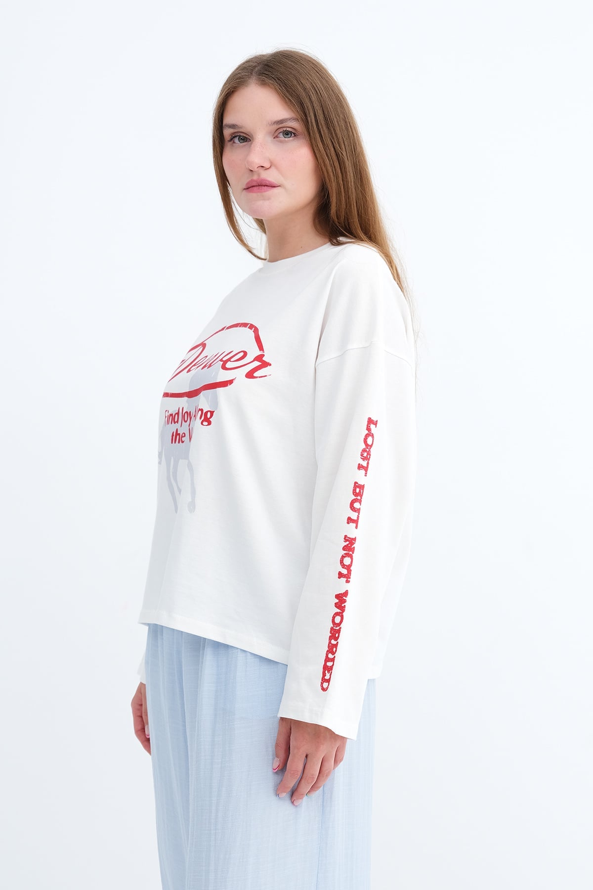 Ecru_Printed-Long-Sleeve-T-shirt-addax