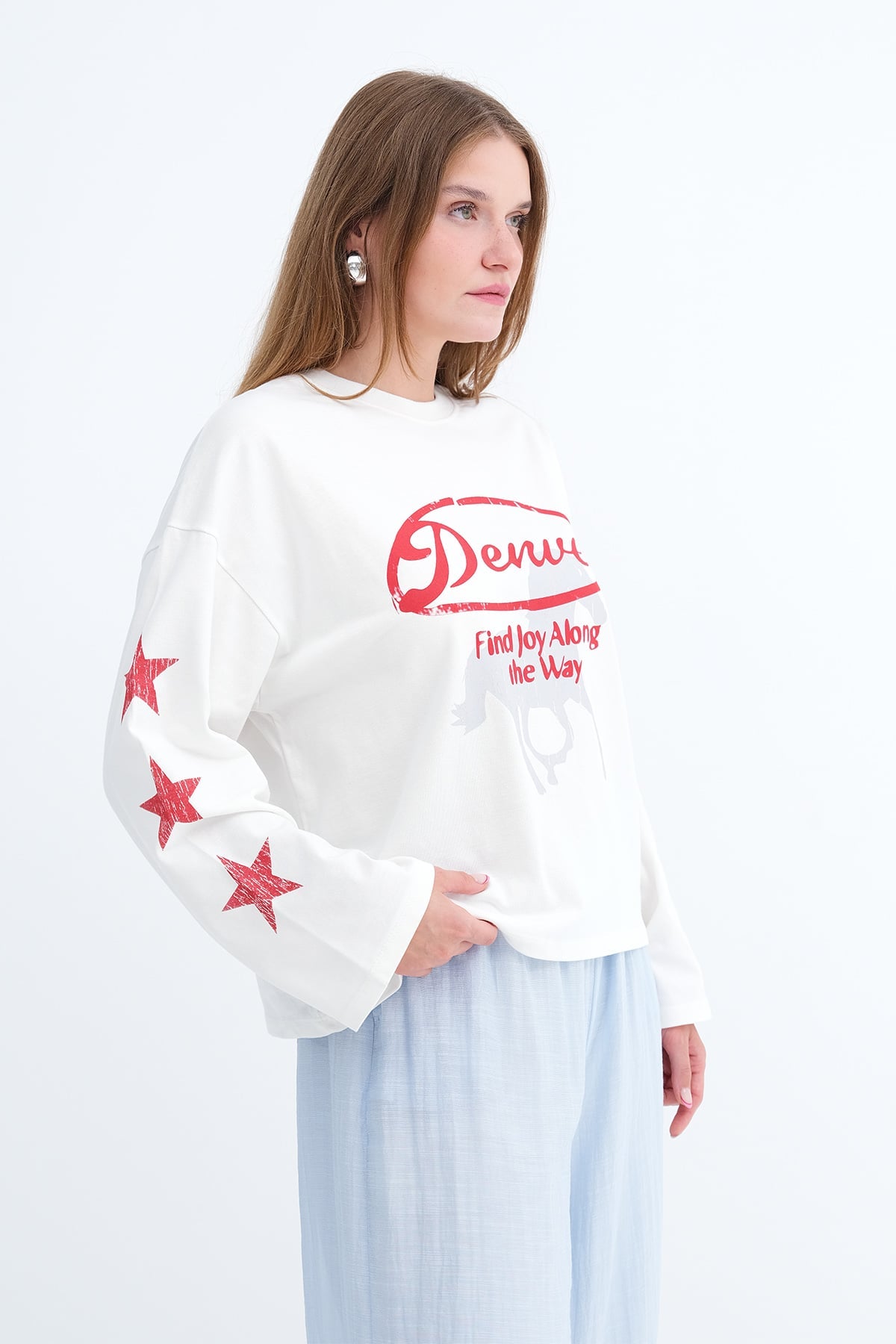 Ecru_Printed-Long-Sleeve-T-shirt-addax
