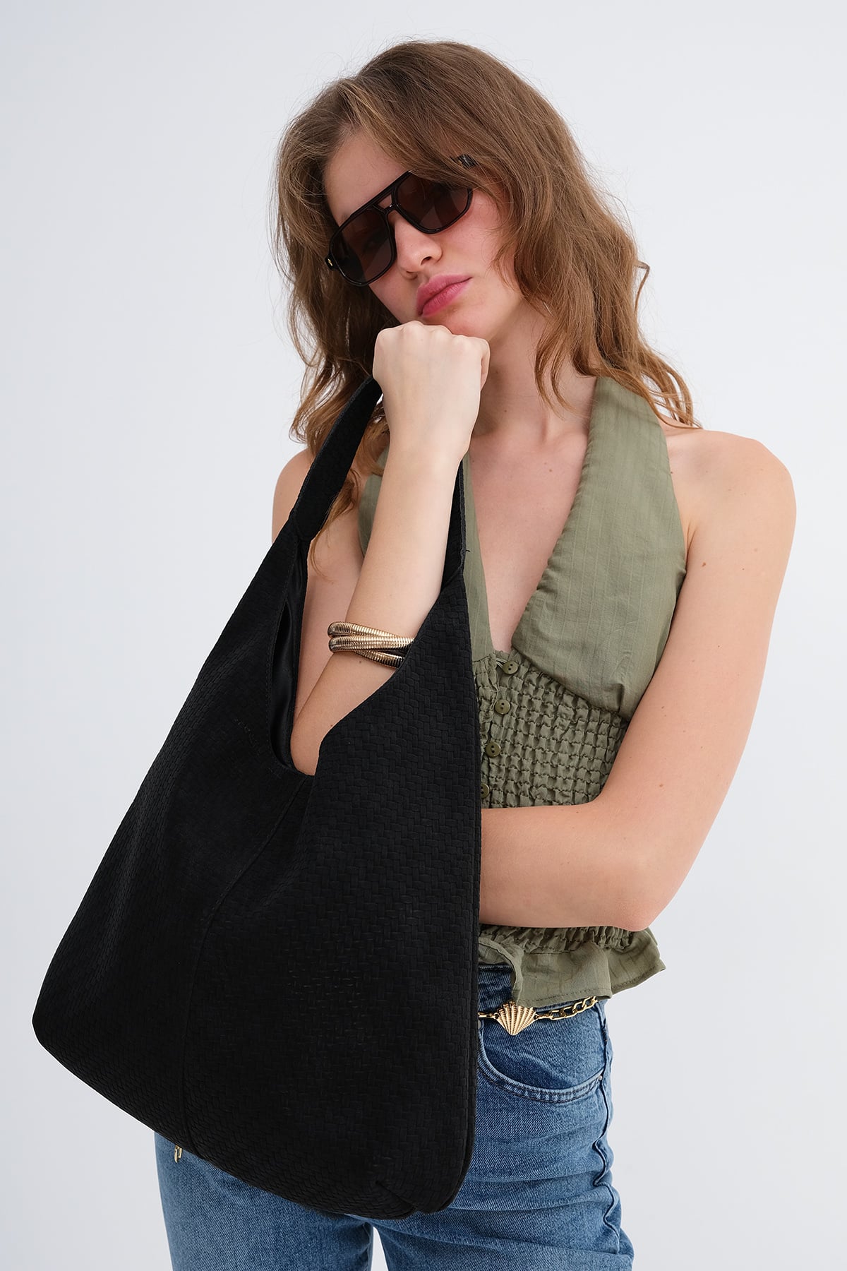 Black_Textured-Handbag-And-Shoulder-Bag-addax