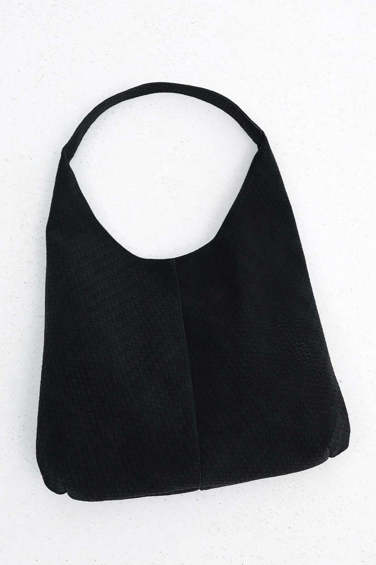 Black_Textured-Handbag-And-Shoulder-Bag-addax