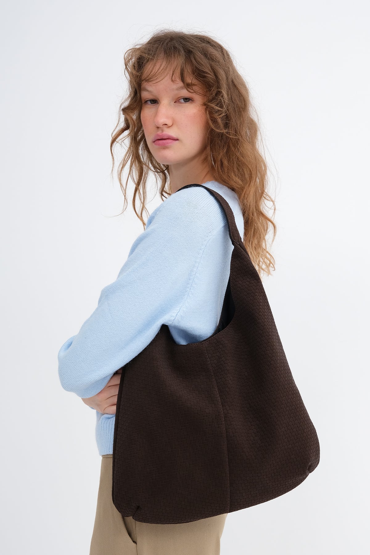 Brown_Textured-Handbag-And-Shoulder-Bag-addax