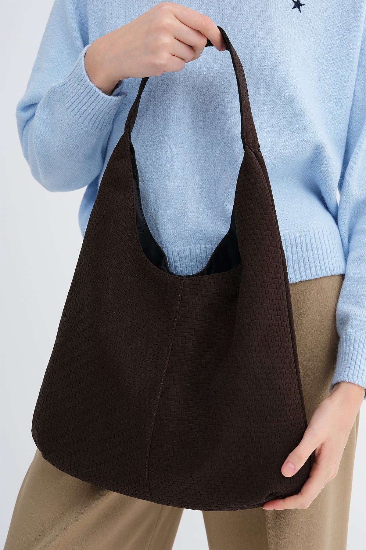 Brown_Textured-Handbag-And-Shoulder-Bag-addax