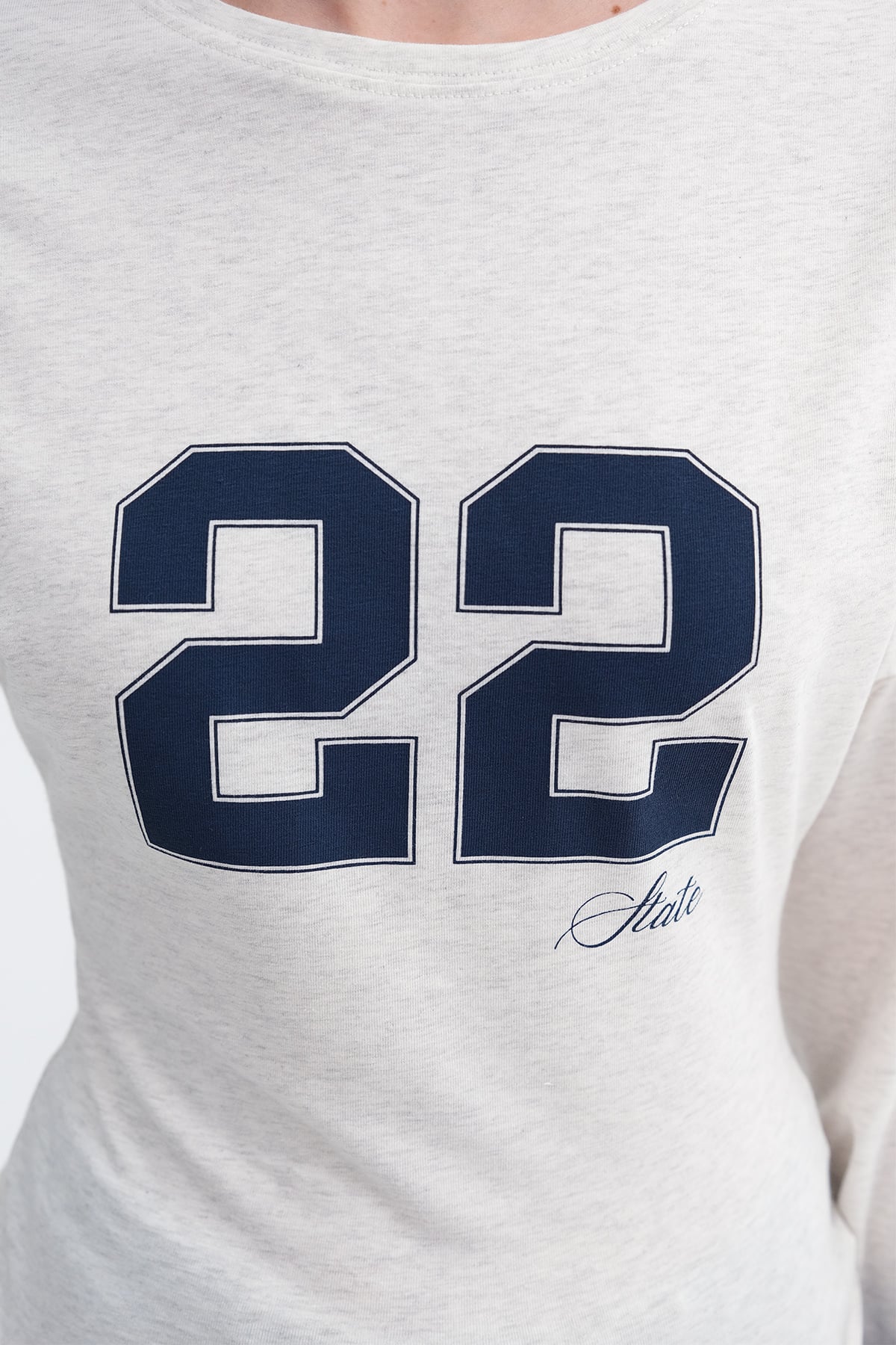Snow-Melange_Printed-Long-Sleeve-T-Shirt-addax