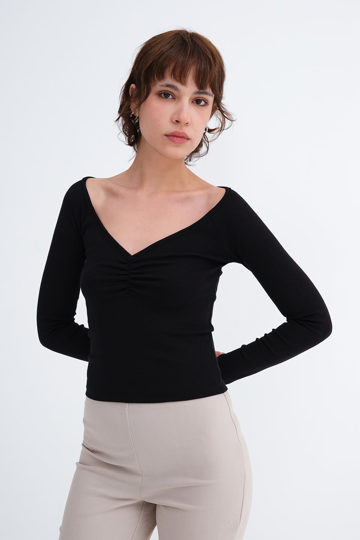 Black_V-Neck-Blouse-addax