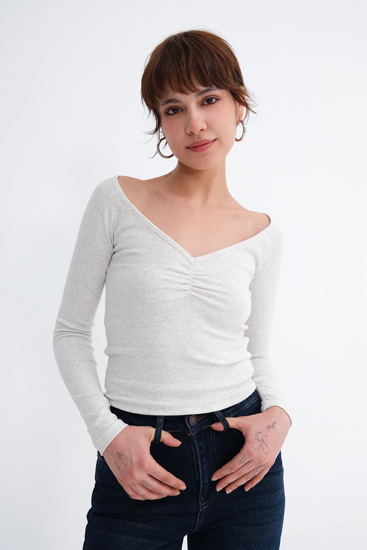Snow-Melange_V-Neck-Blouse-addax