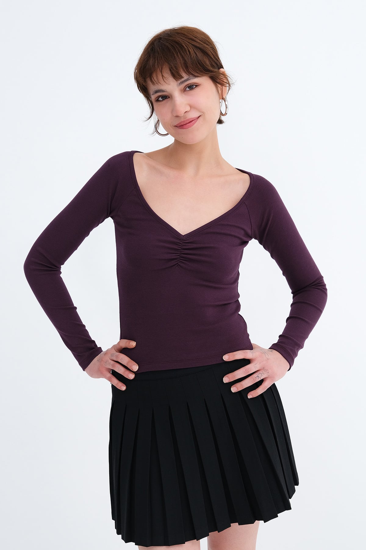 Gardenia_V-Neck-Blouse-addax
