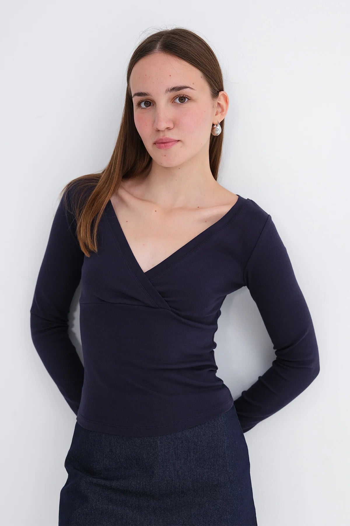 Night-Blue_V-Neck-Long-Sleeve-Blouse_addax