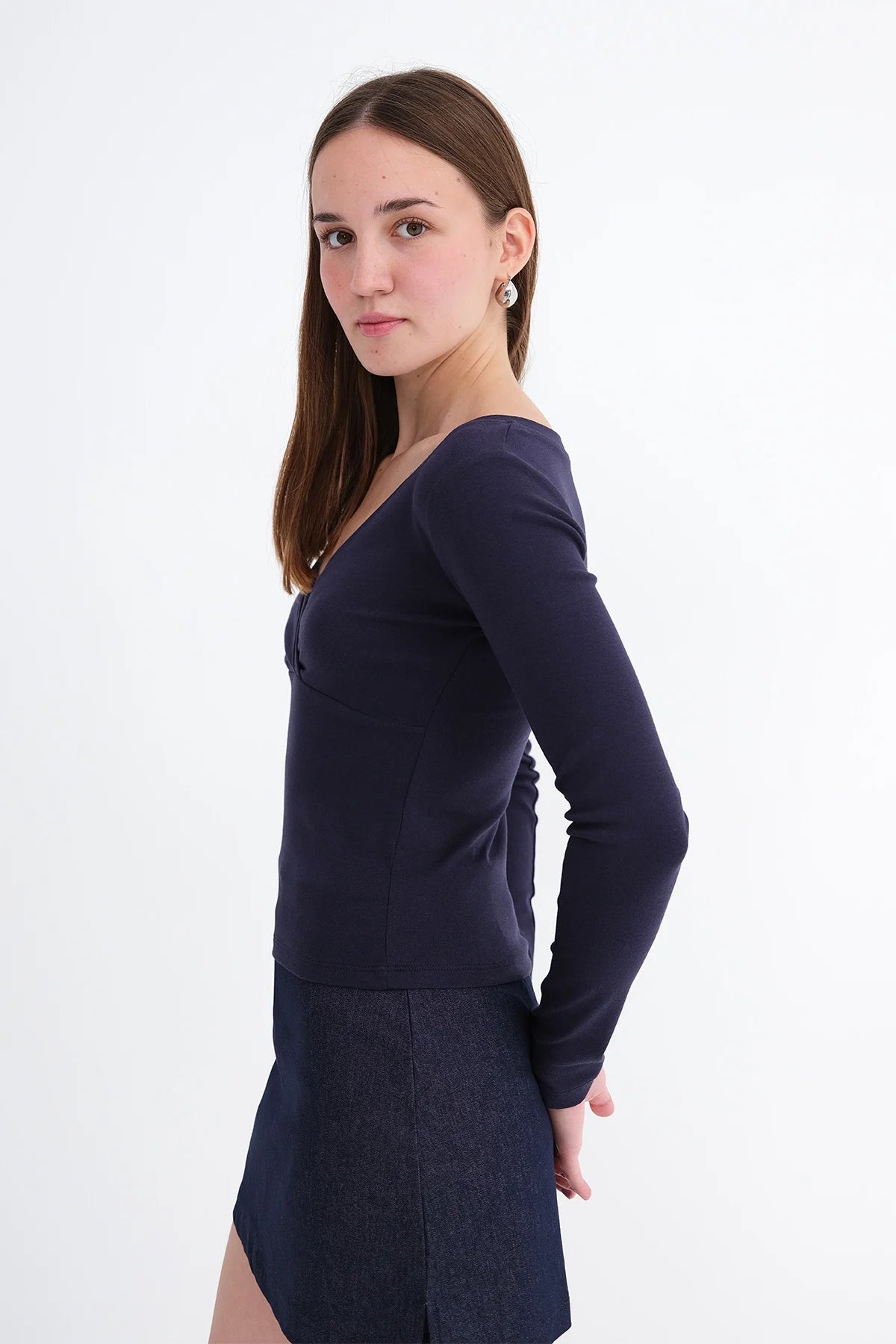 Night-Blue_V-Neck-Long-Sleeve-Blouse_addax