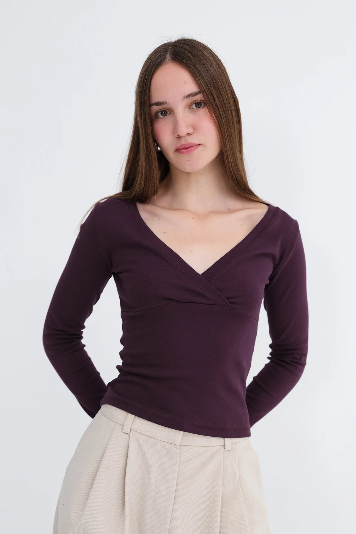 Gardenia_V-Neck-Long-Sleeve-Blouse_addax