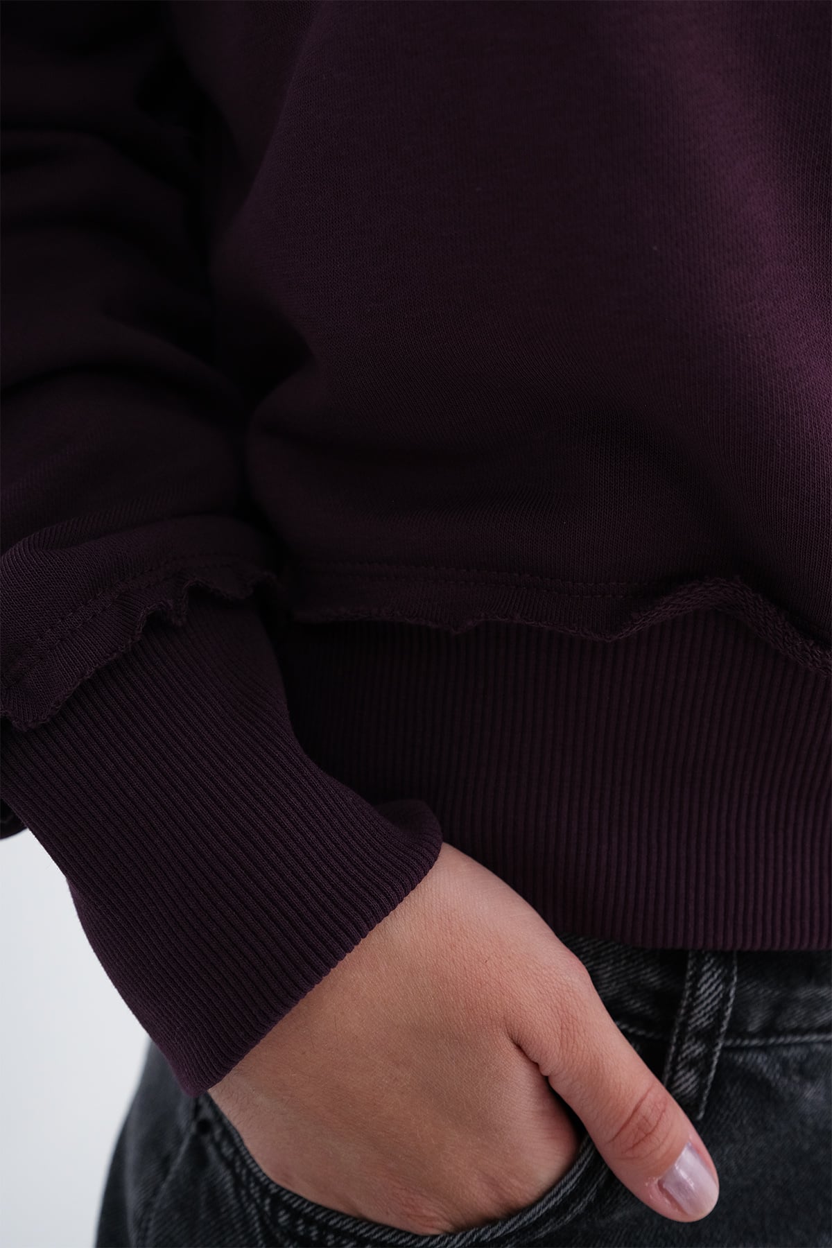 Gardenia_Boat-Neck-Sweatshirt-addax