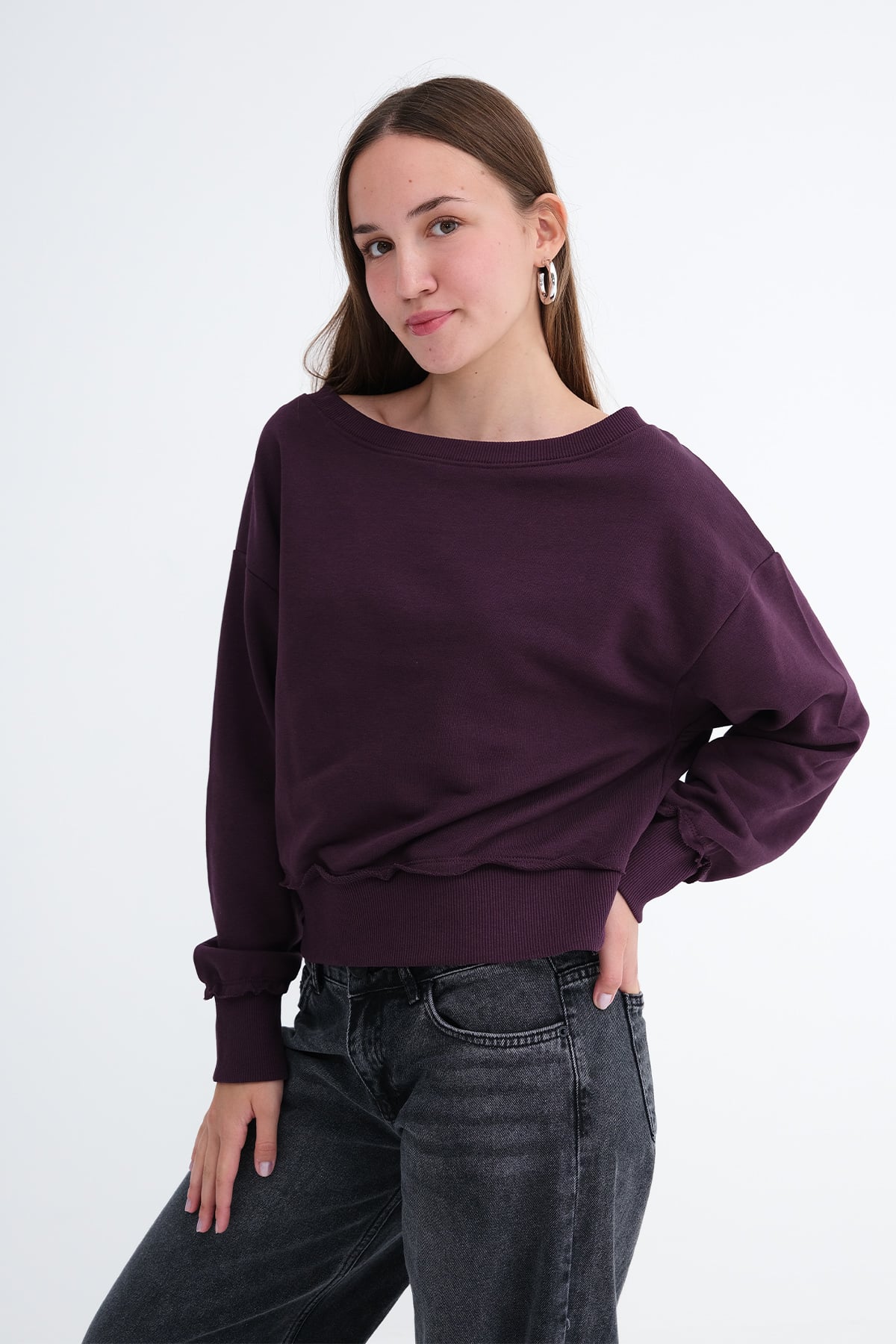 Gardenia_Boat-Neck-Sweatshirt-addax