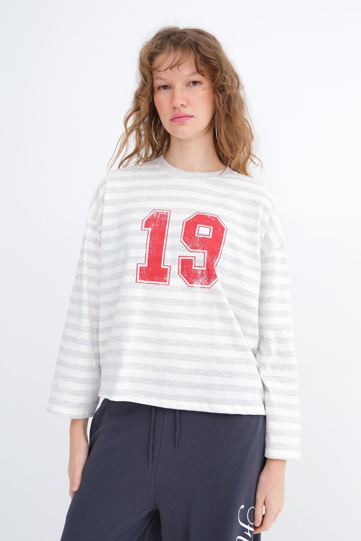 Snow-Melange-Ecru_Striped-Printed-Long-Sleeve-T-shirt-addax