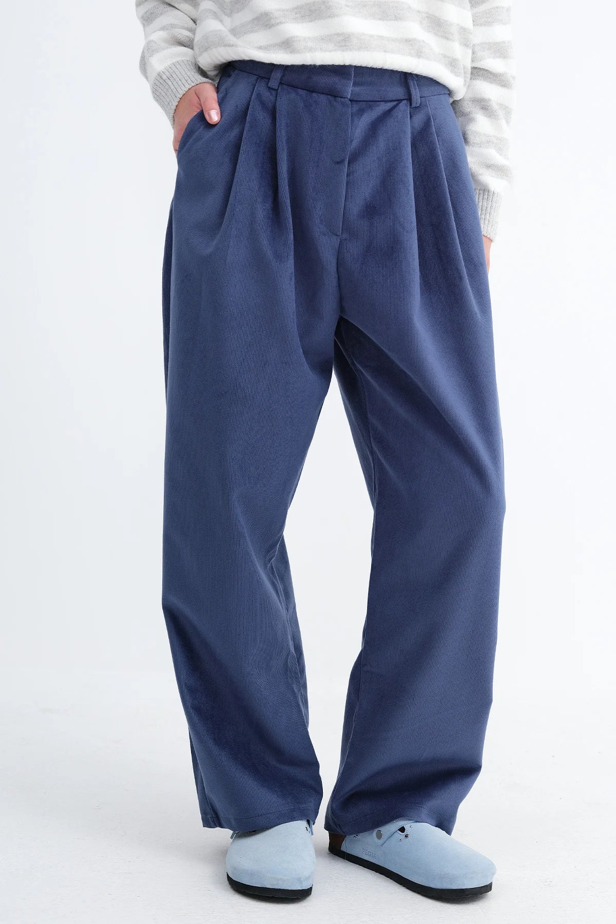 Front Pleated Trousers
