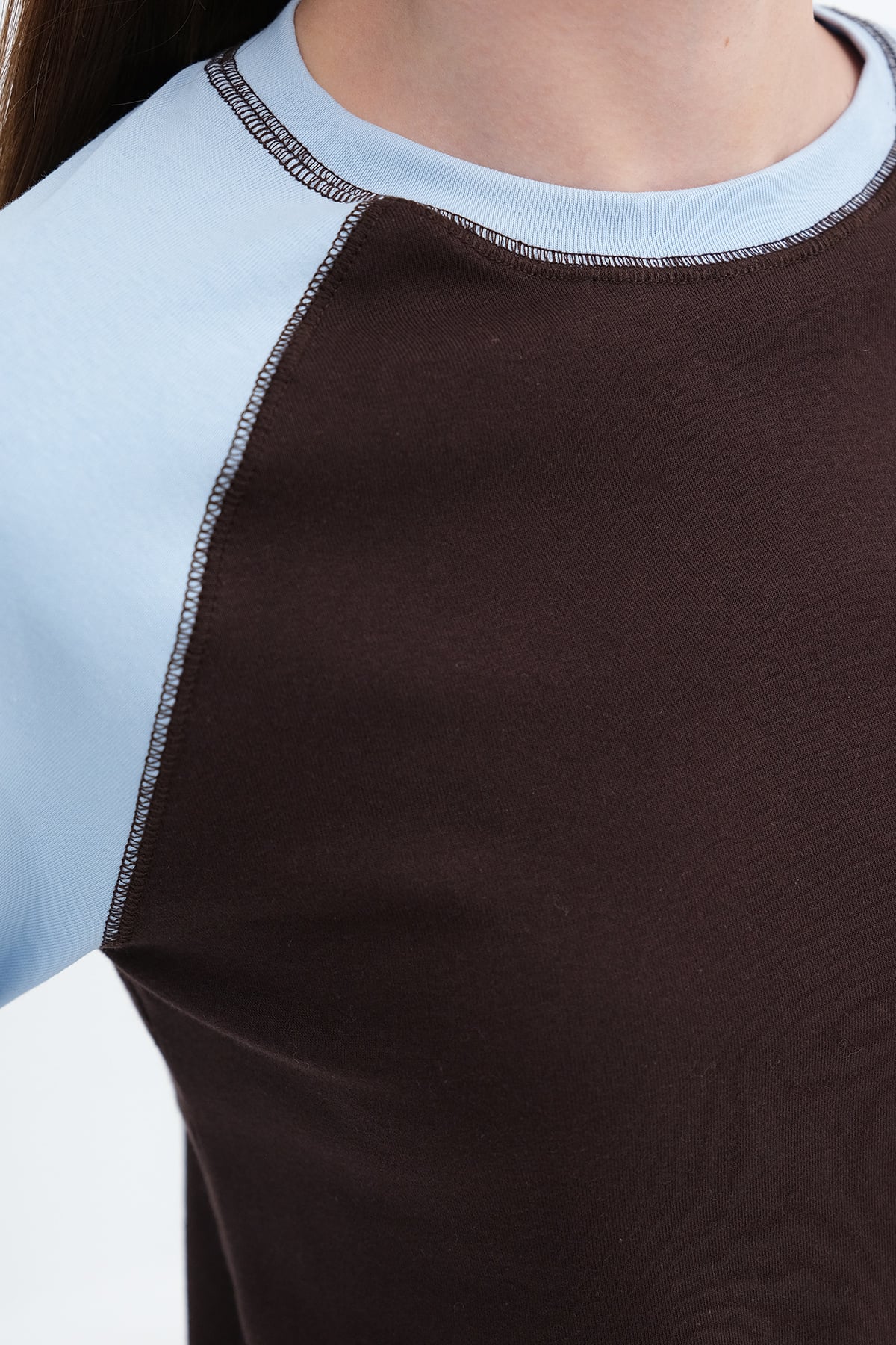 Brown---Blue_Crew-Neck-Long-Sleeve-T-Shirt-addax
