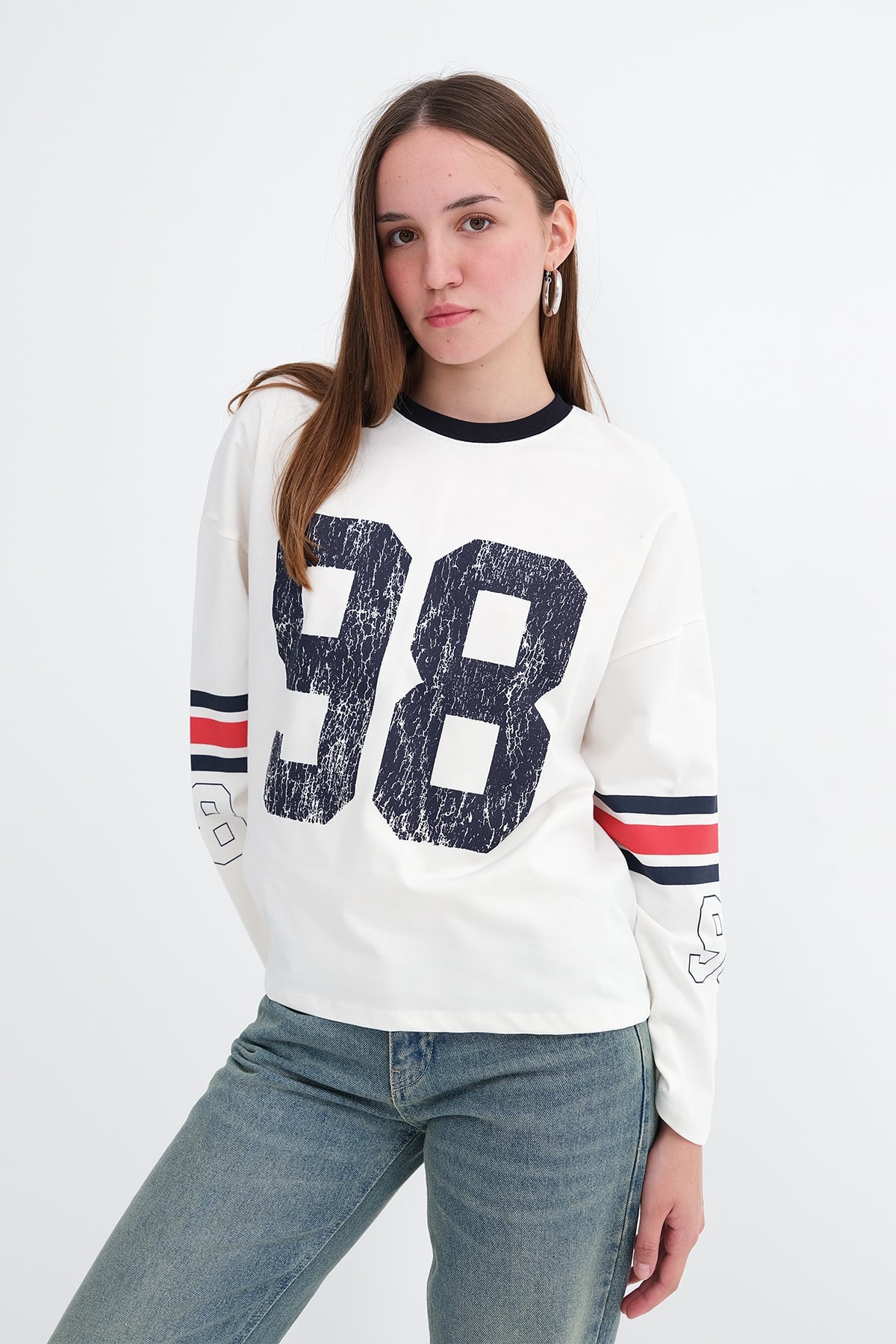 Ecru_Printed-Long-Sleeve-T-shirt-addax