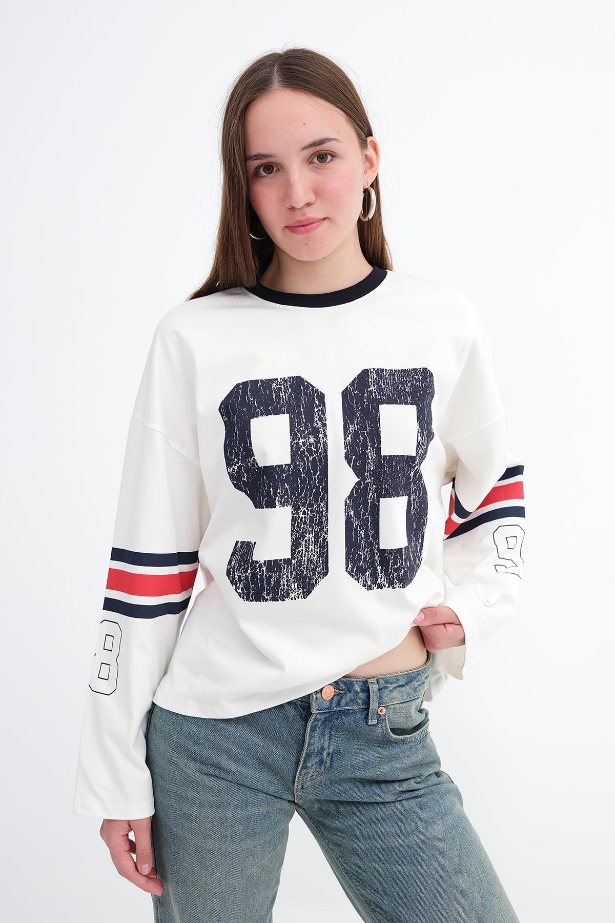 Ecru_Printed-Long-Sleeve-T-shirt-addax