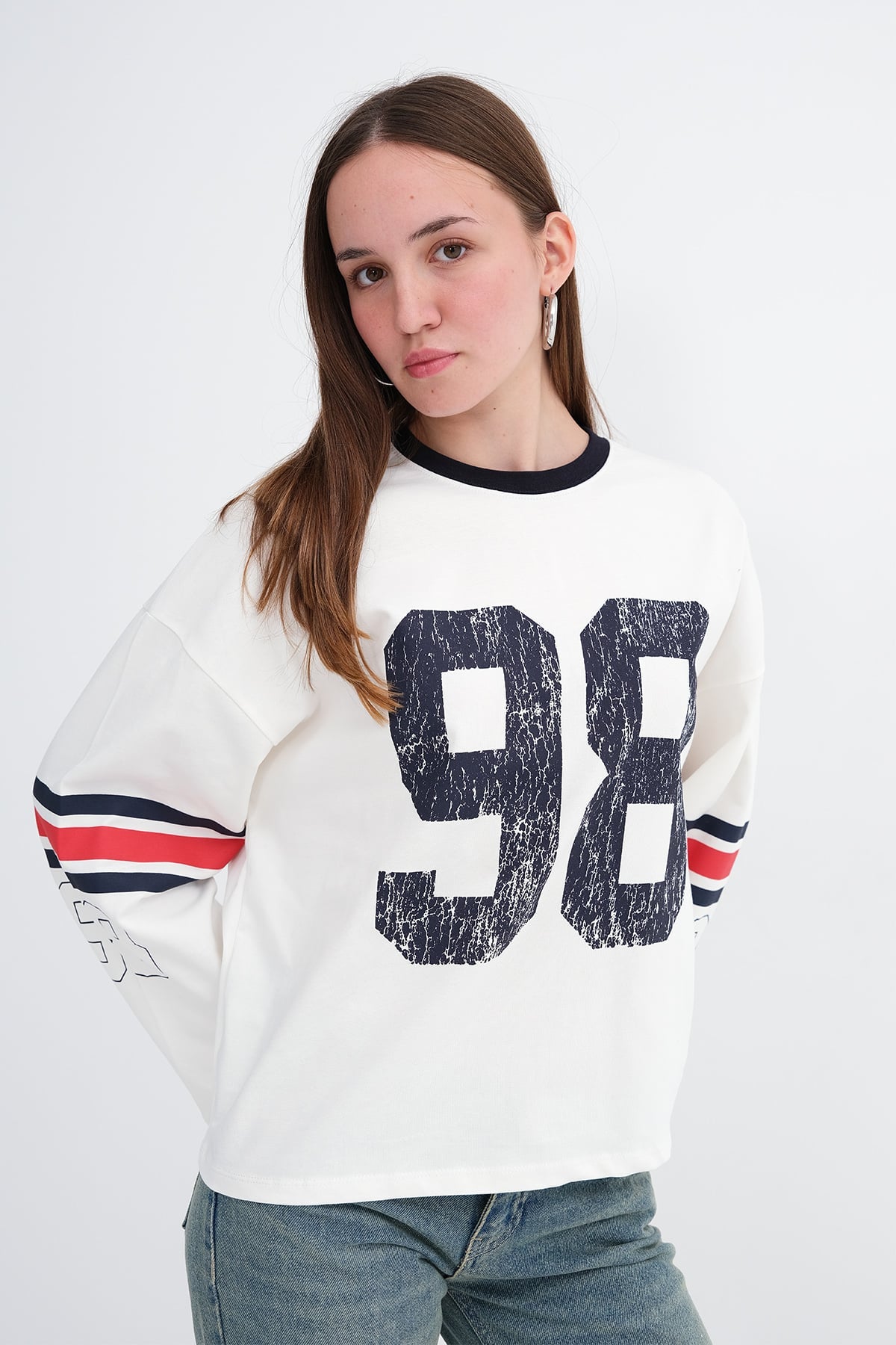 Ecru_Printed-Long-Sleeve-T-shirt-addax
