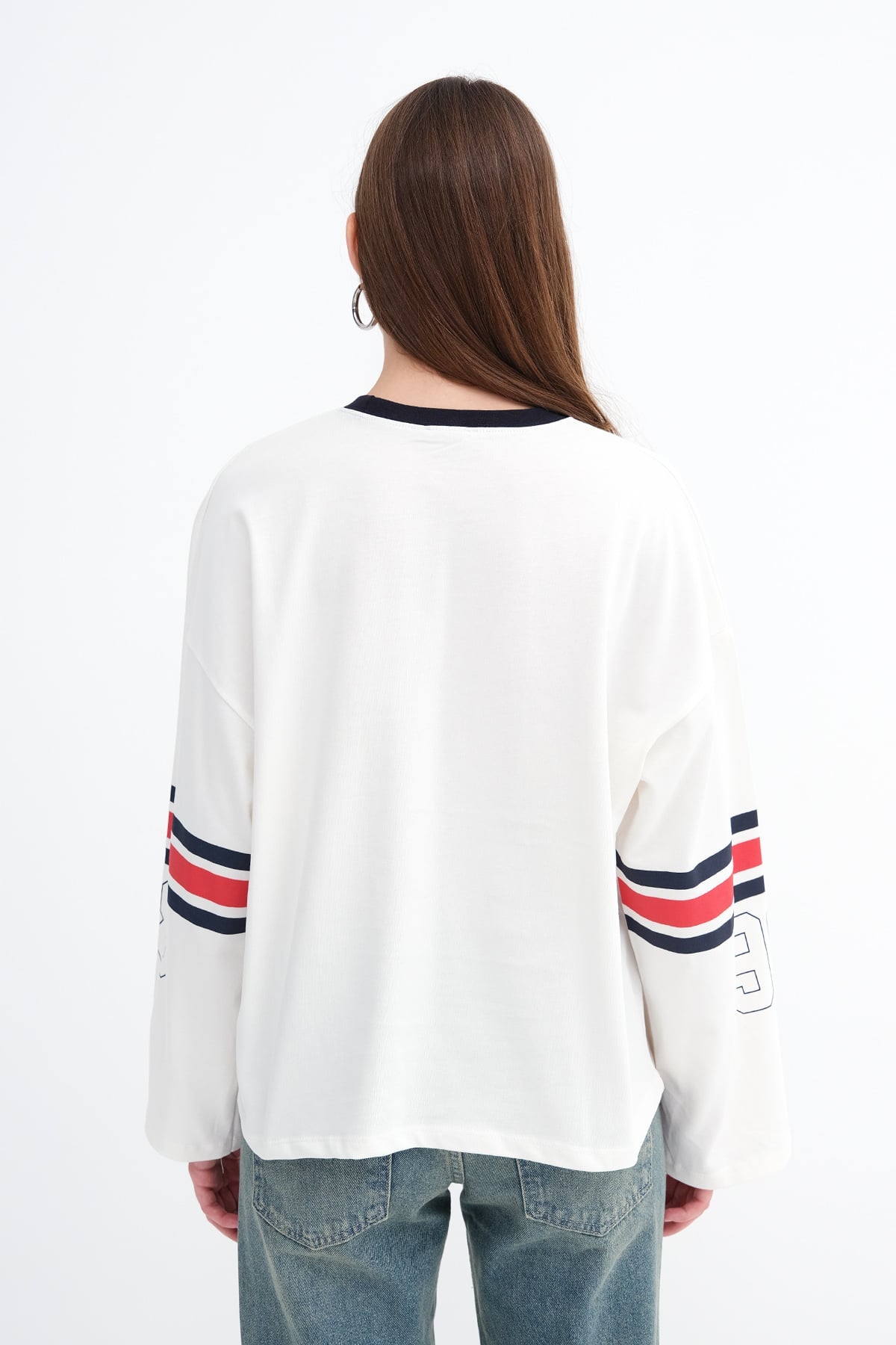Ecru_Printed-Long-Sleeve-T-shirt-addax