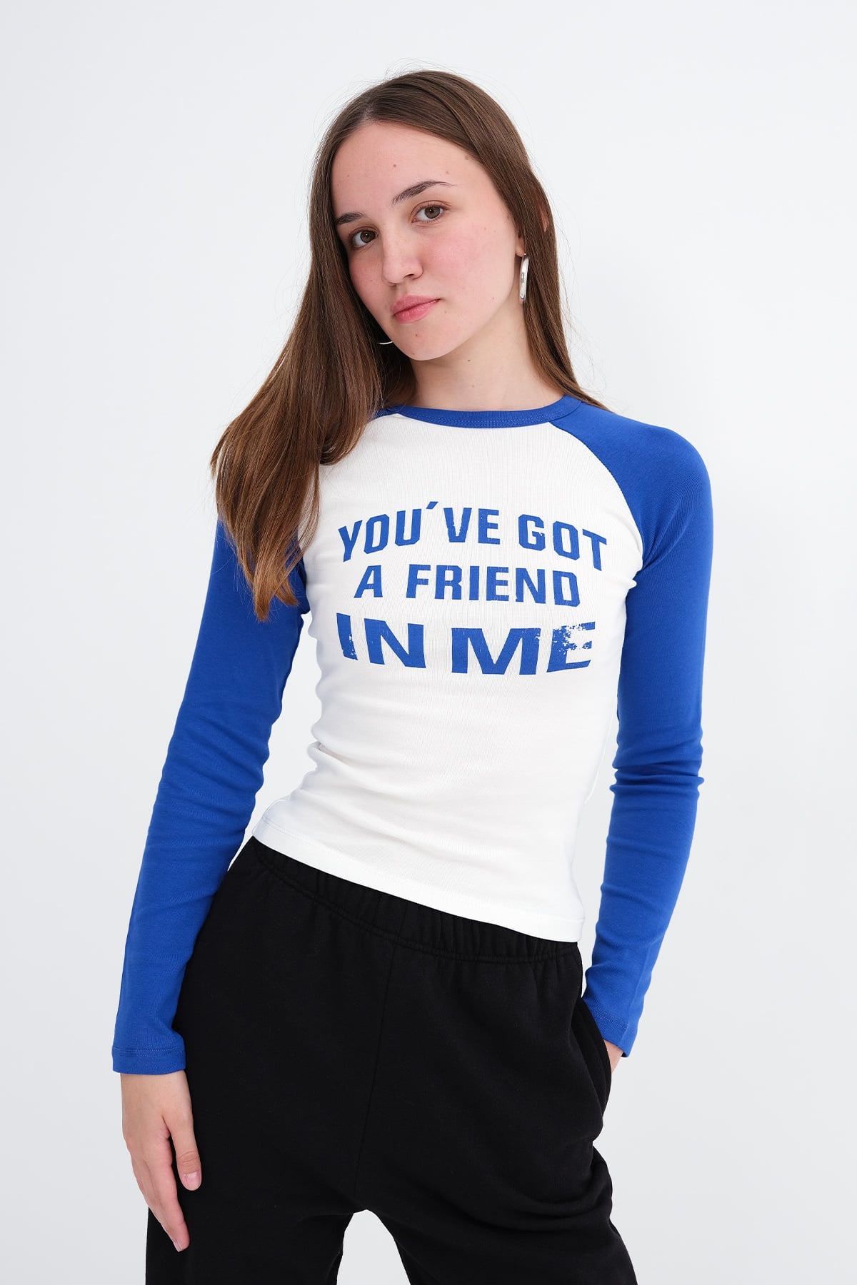 Ecru---Royal-Blue_Printed-Long-Sleeve-T-Shirt-addax