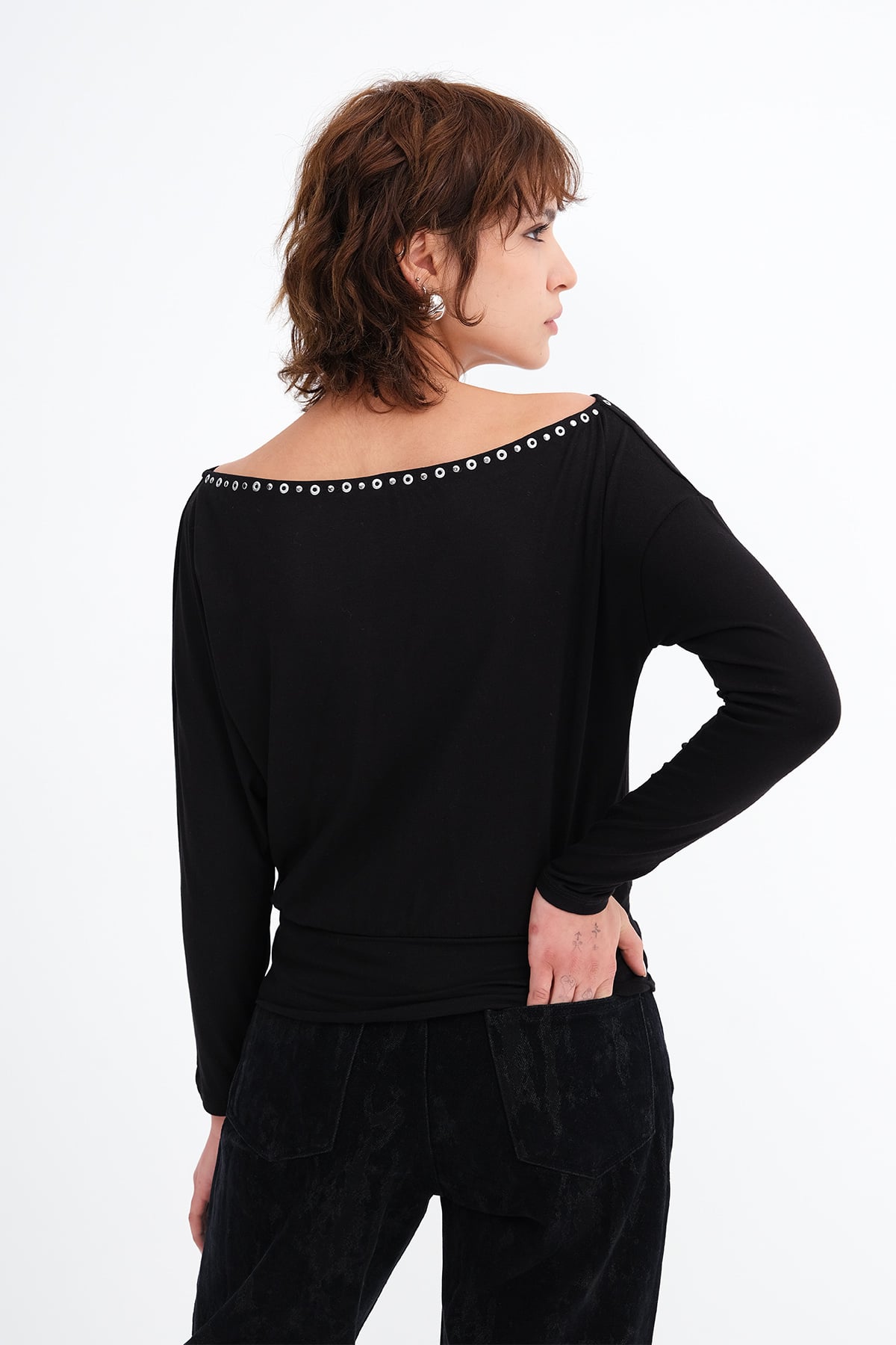 Black_Studded-Detail-Blouse-addax