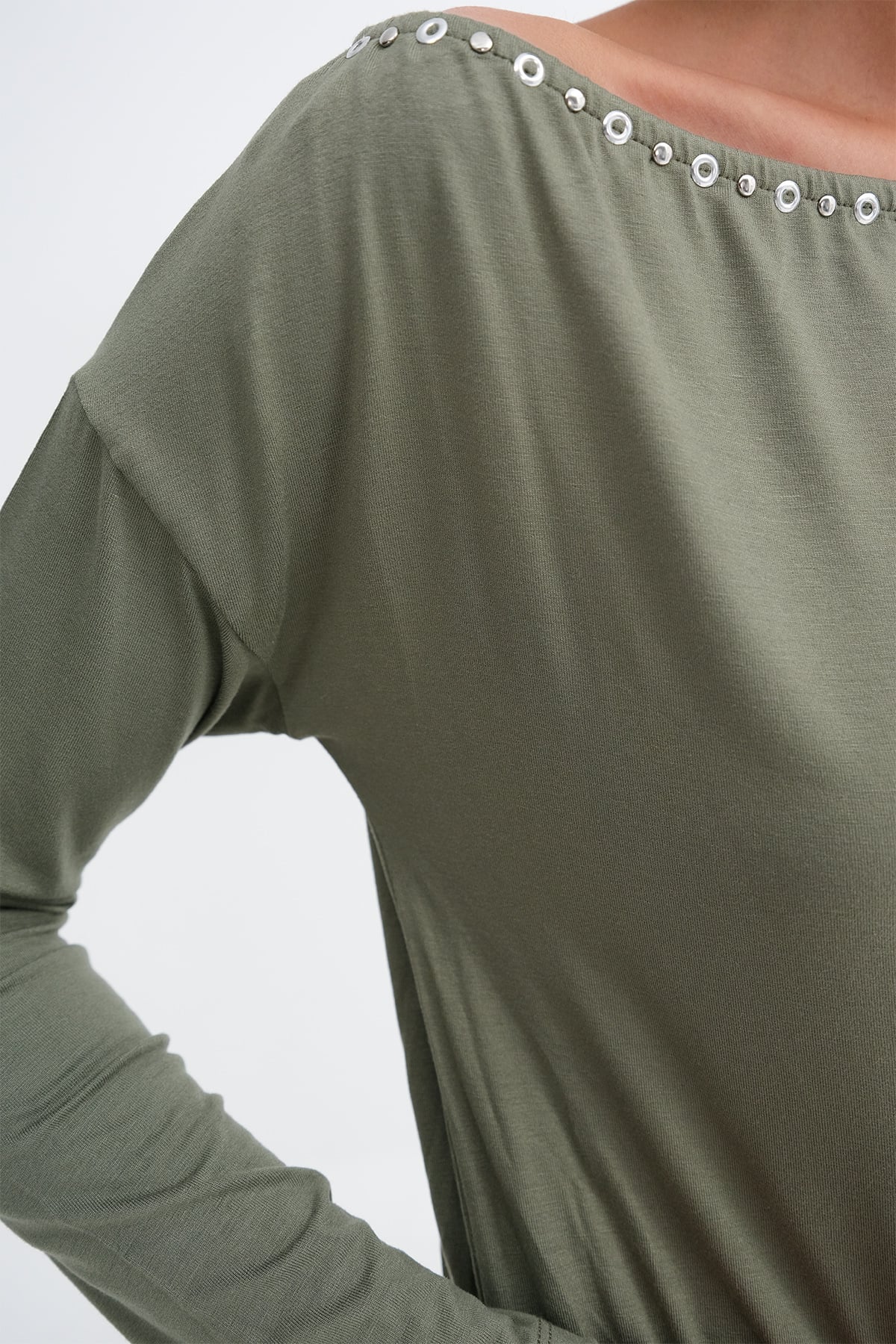 Laurel_Studded-Detail-Blouse-addax
