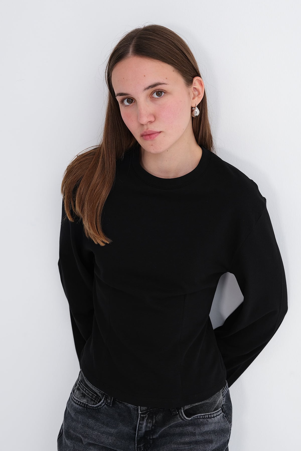 Black_Long-Sleeve-T-Shirt-addax