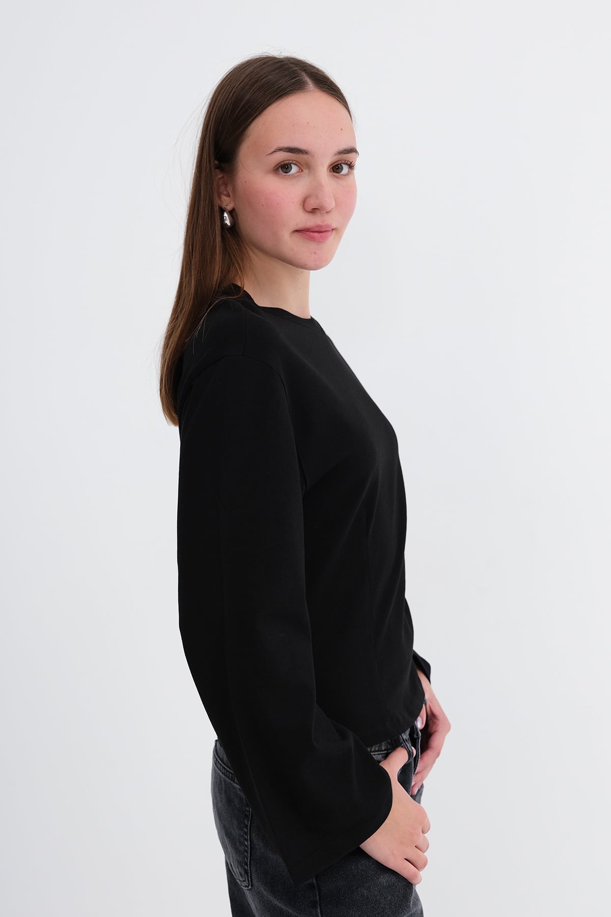 Black_Long-Sleeve-T-Shirt-addax