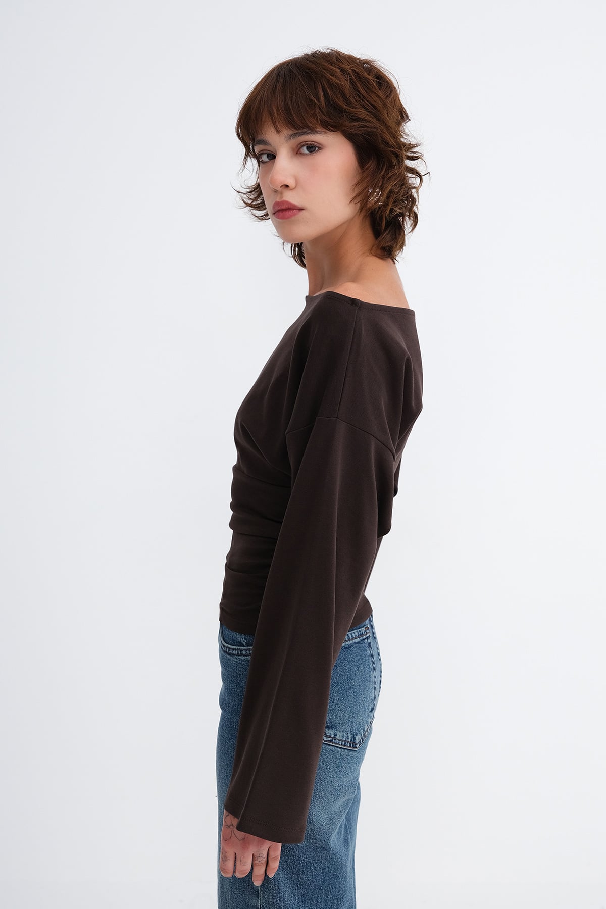 Bitter-Coffee_Boat-Neck-Ruched-Blouse-addax