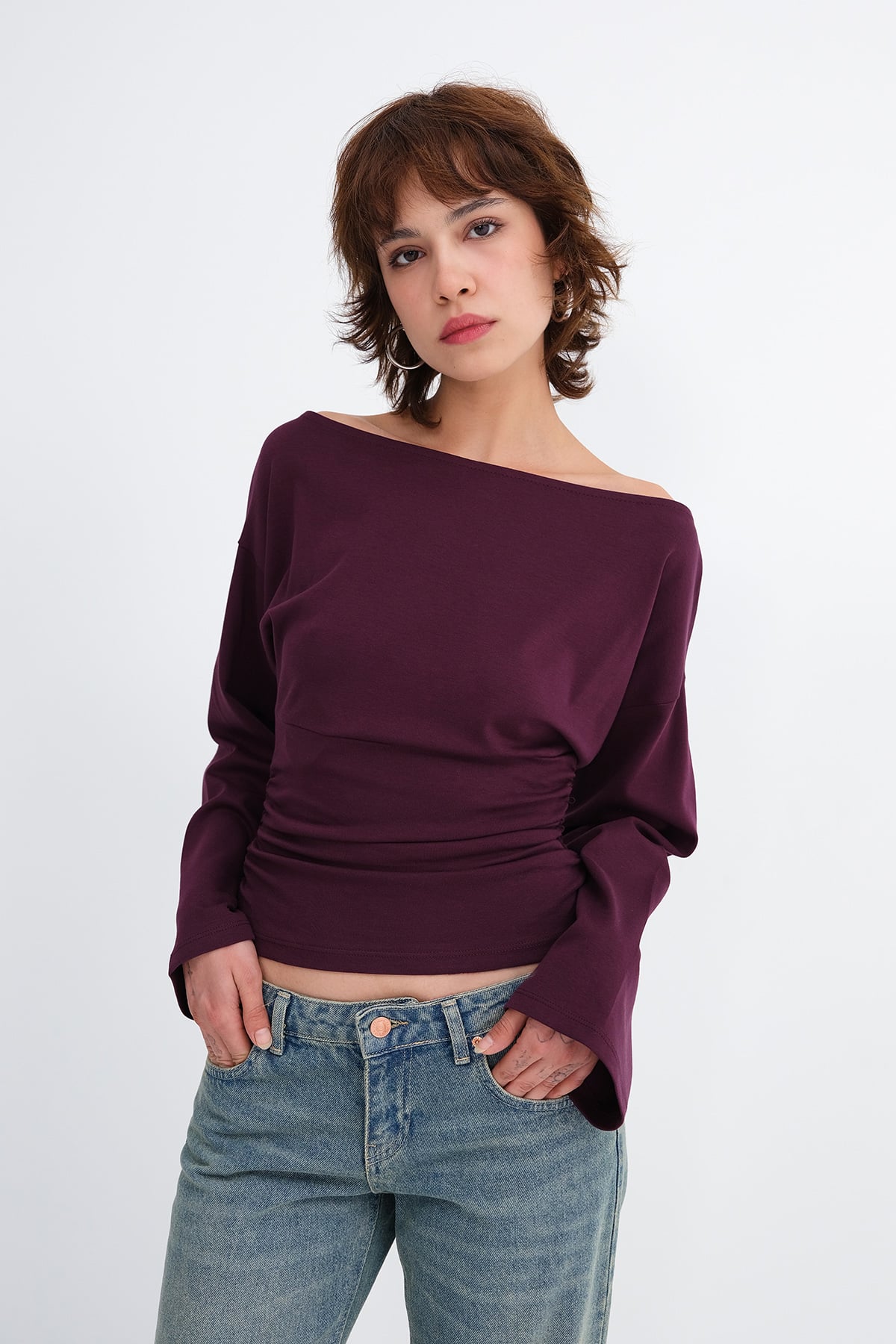 Gardenia_Boat-Neck-Ruched-Blouse-addax
