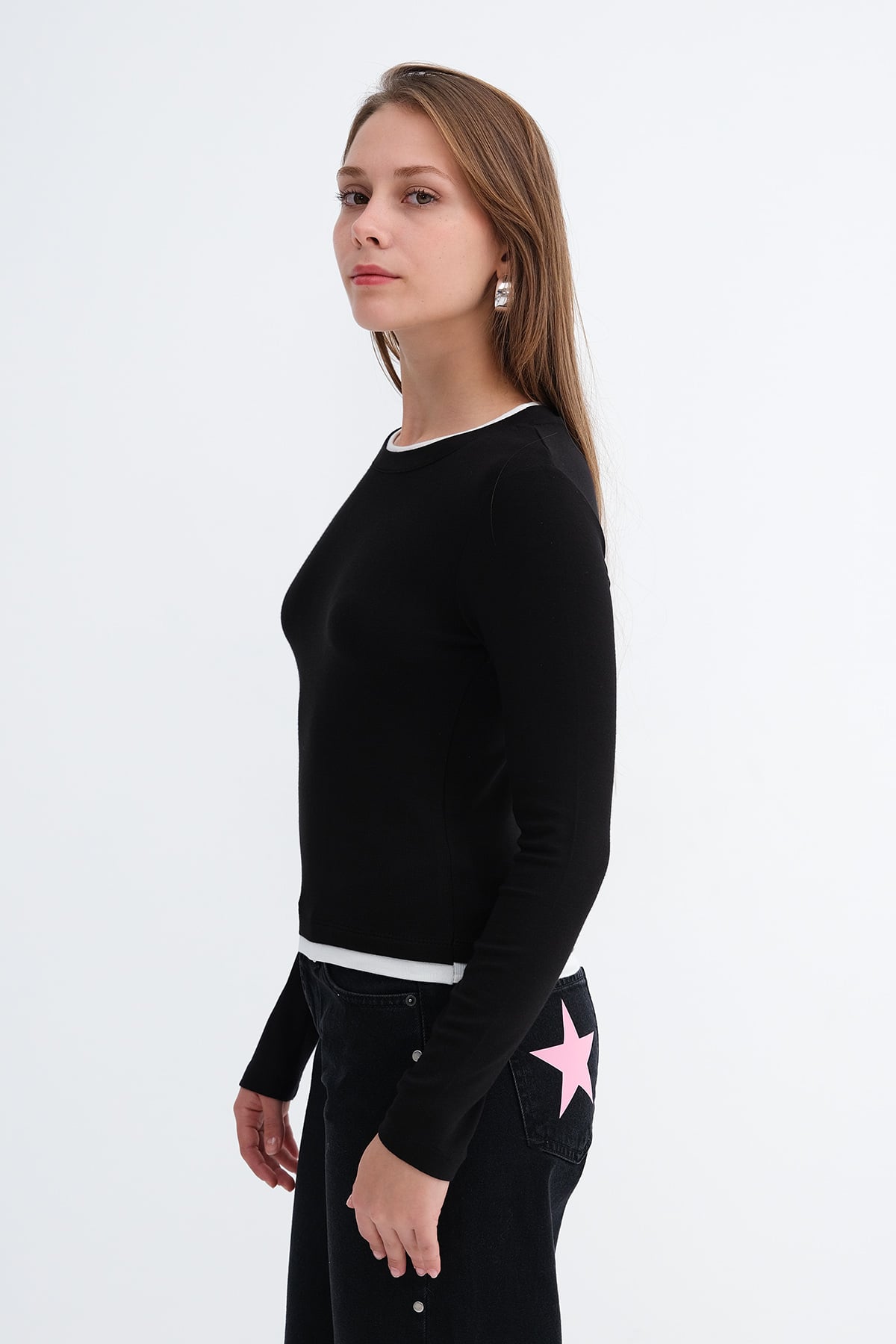 Black_Contrast-Trim-Blouse-addax