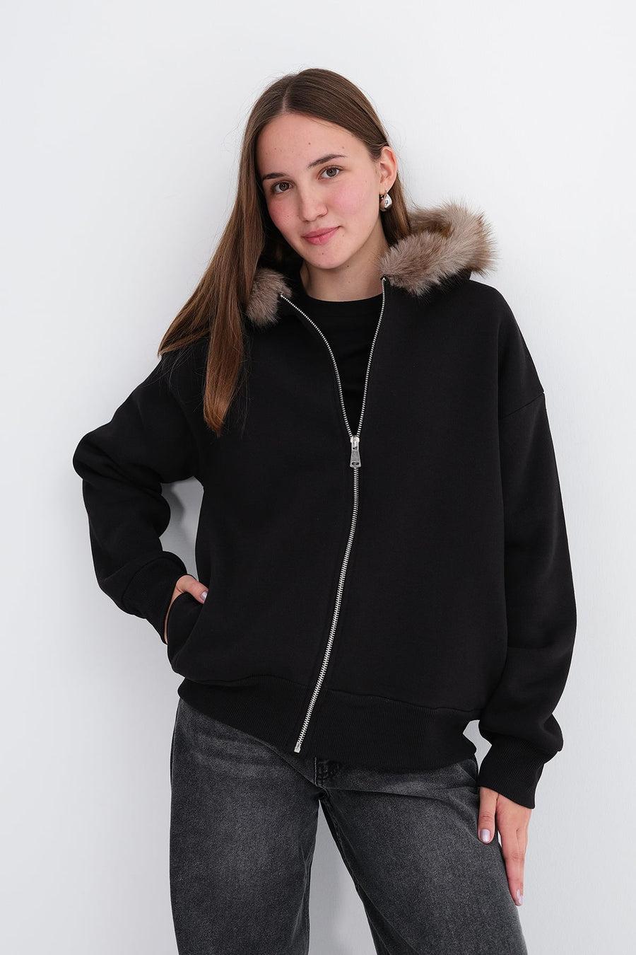 Black_Fuzzy-Fleece-Lined-Sweatshirt-addax