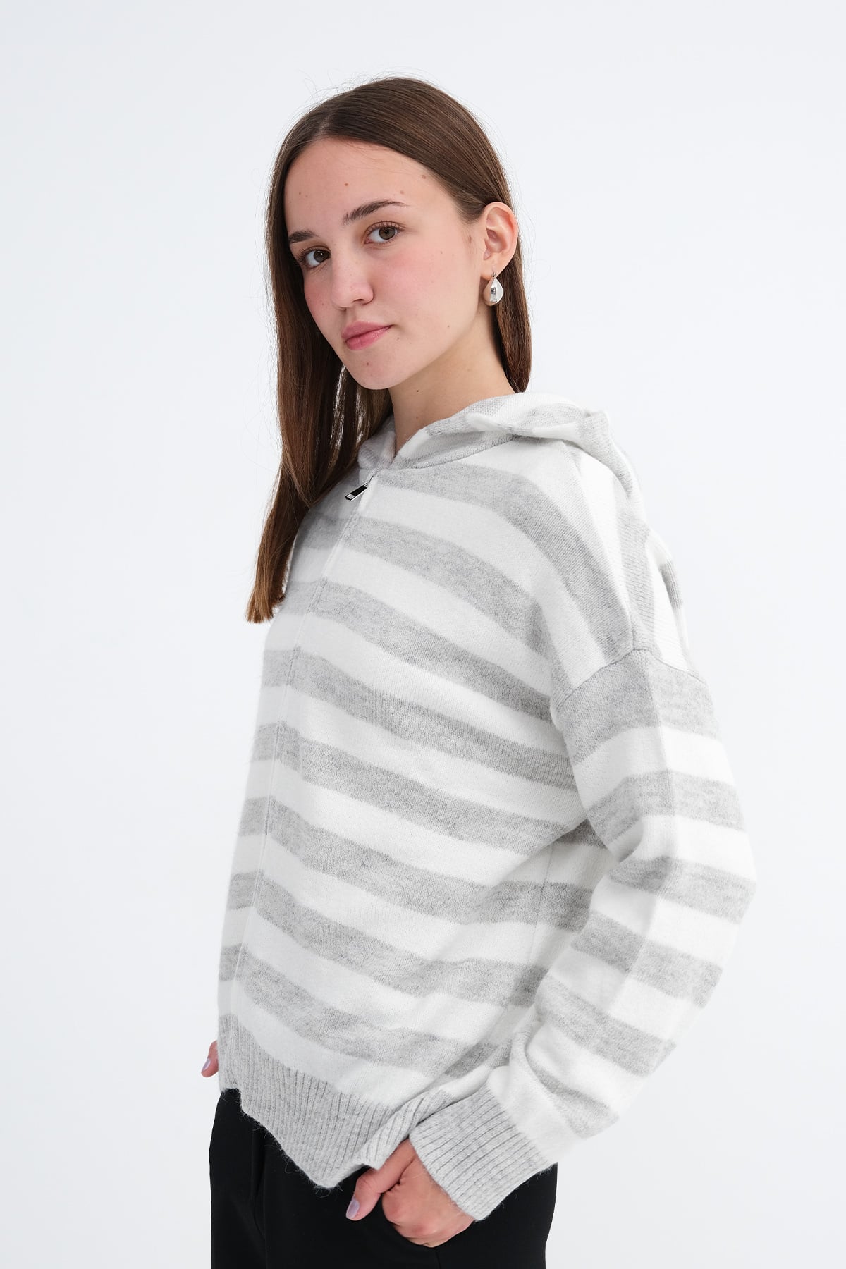Snow-Melange-Ecru_Striped-Knit-Cardigan-addax