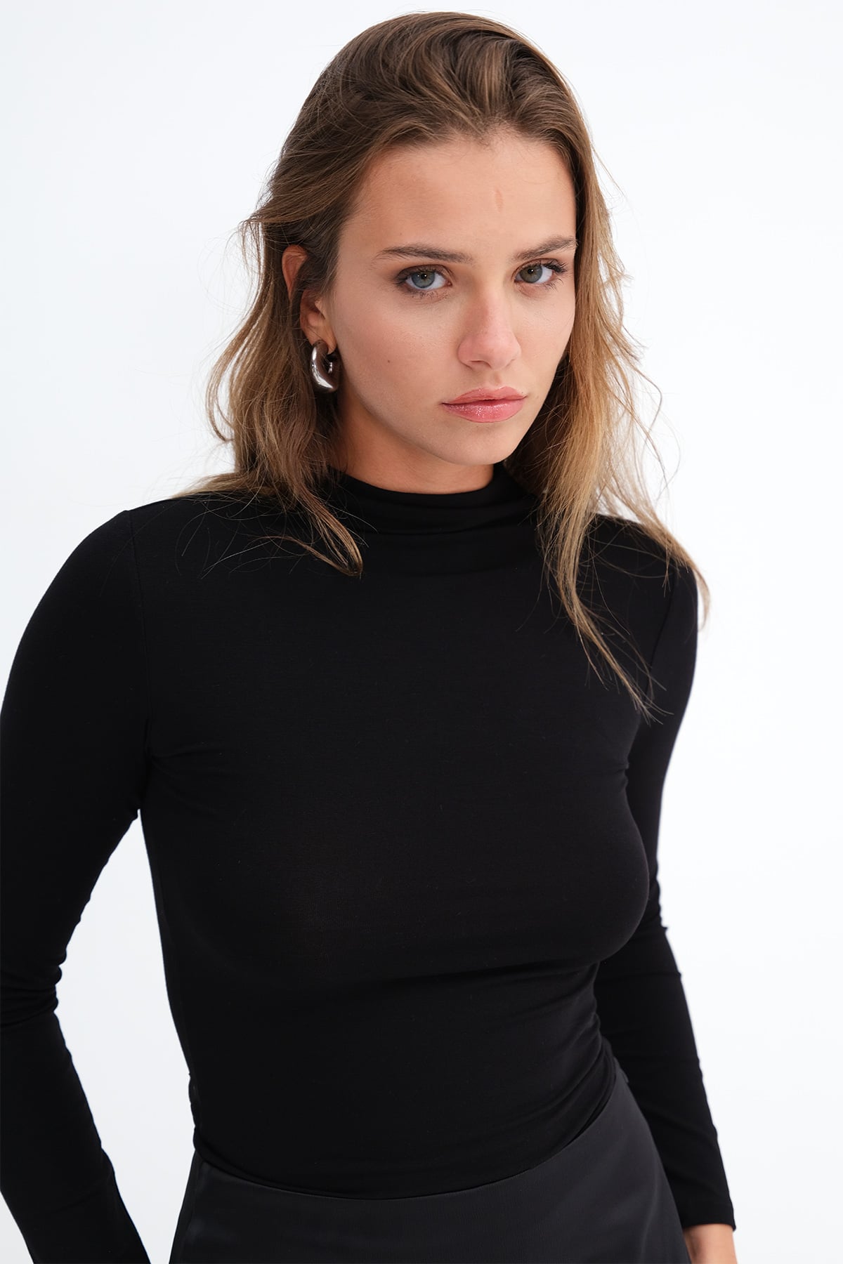 Black_Basic-High-Neck-Blouse-addax