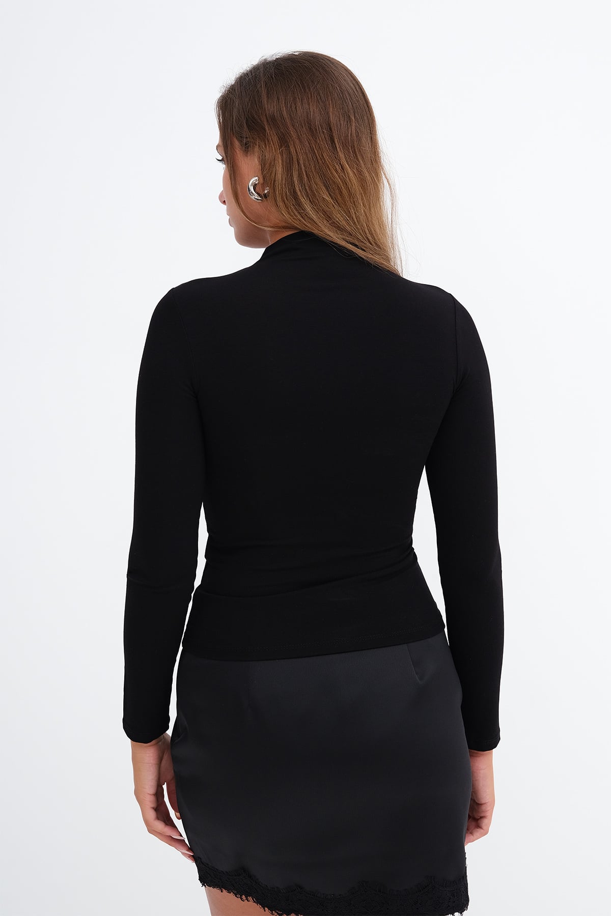 Black_Basic-High-Neck-Blouse-addax