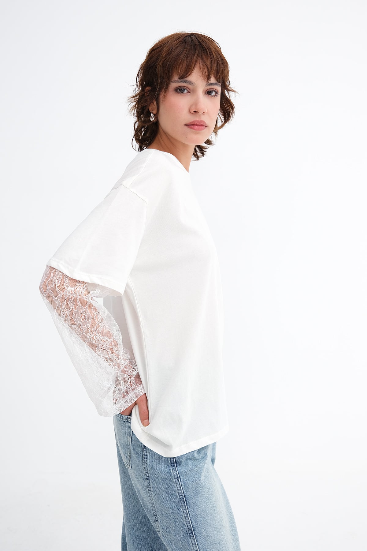 Ecru_Lace-Detail-Long-Sleeve-T-shirt-addax