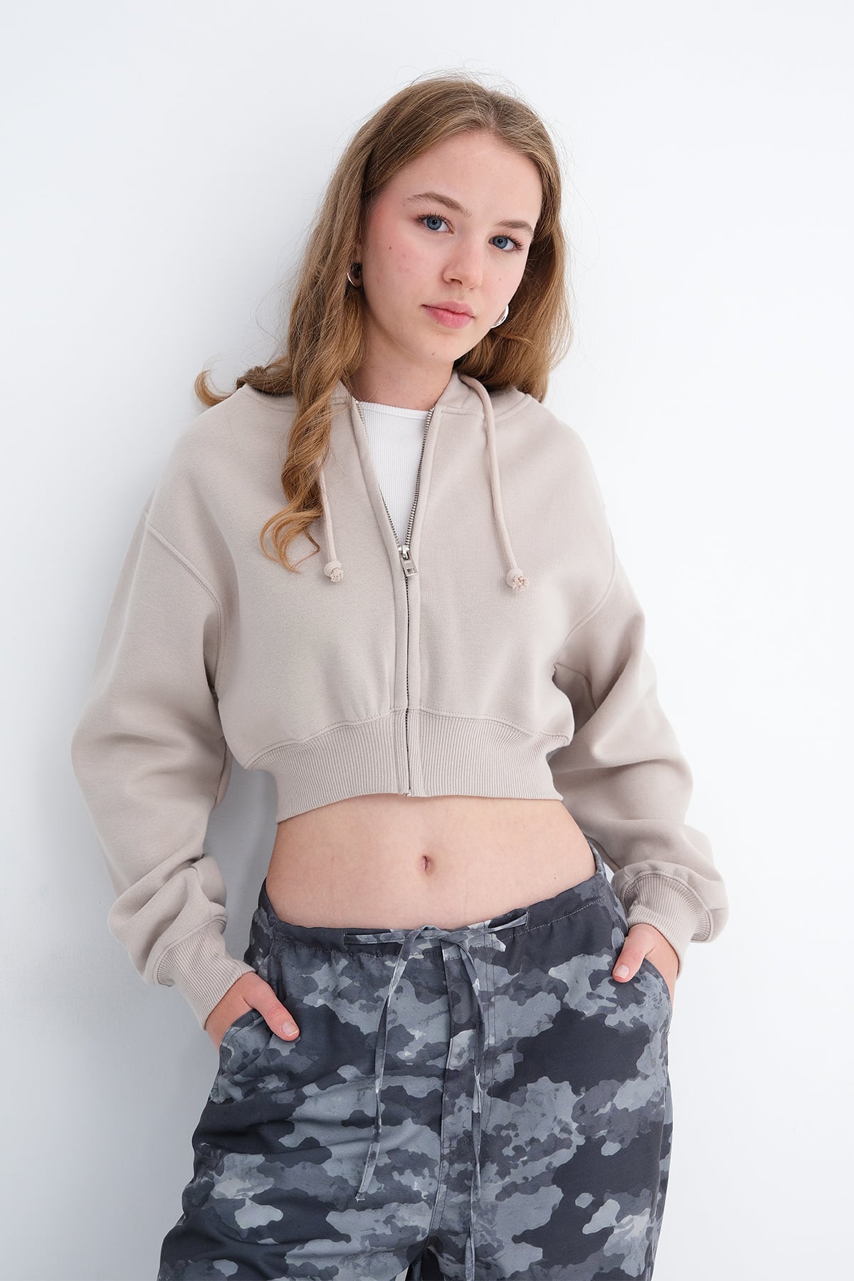 Pebble_Hooded-Brushed-Sweatshirt-addax