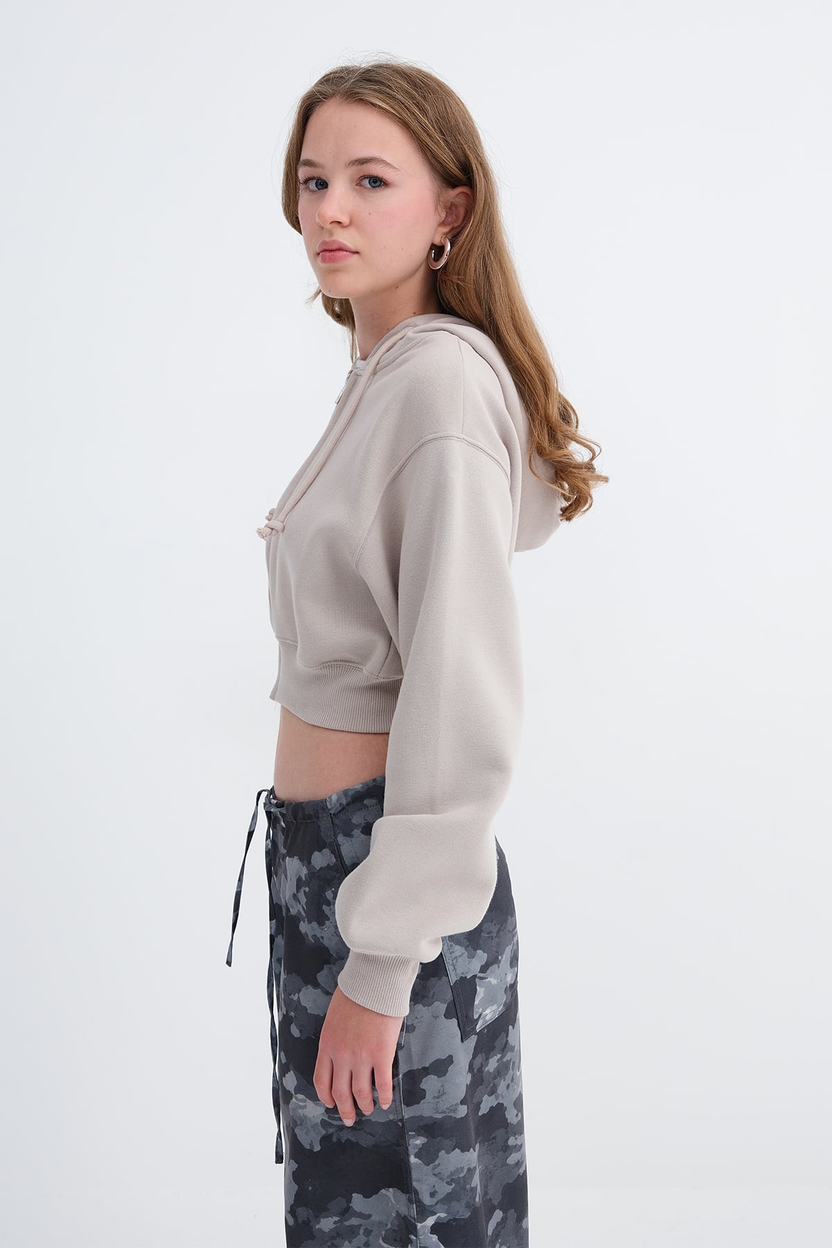 Pebble_Hooded-Brushed-Sweatshirt-addax