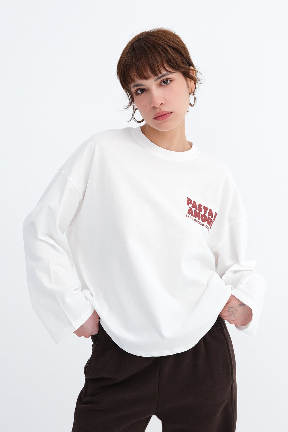 Ecru_Printed-Long-Sleeve-T-shirt-addax