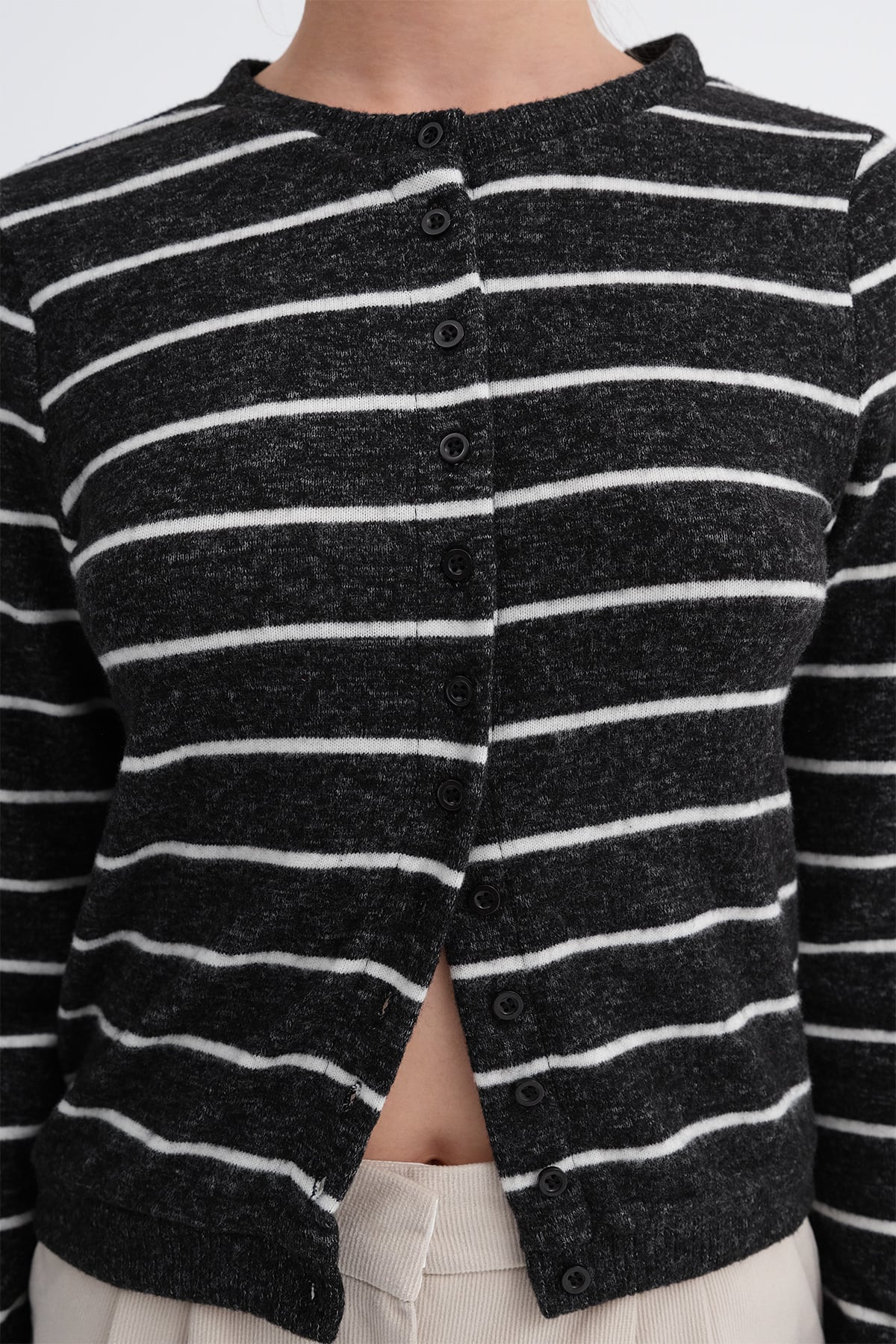 Charcoal-Ecru_Striped-Knit-Cardigan-addax