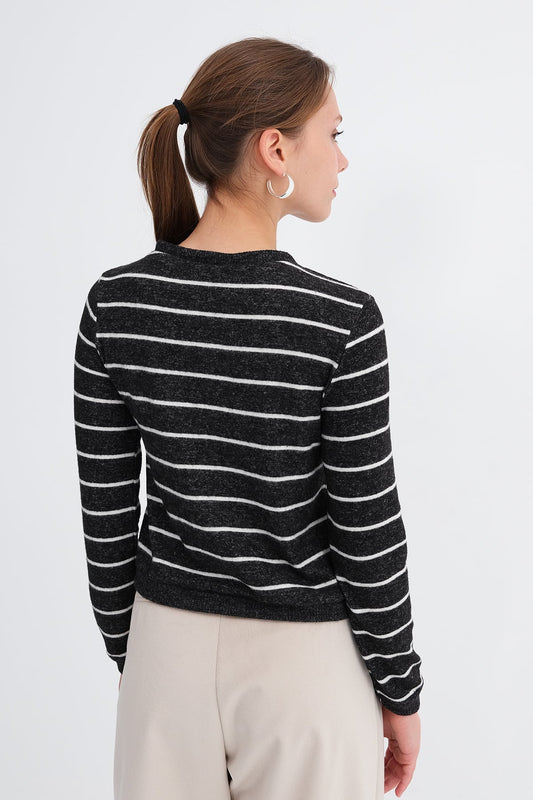 Charcoal-Ecru_Striped-Knit-Cardigan-addax