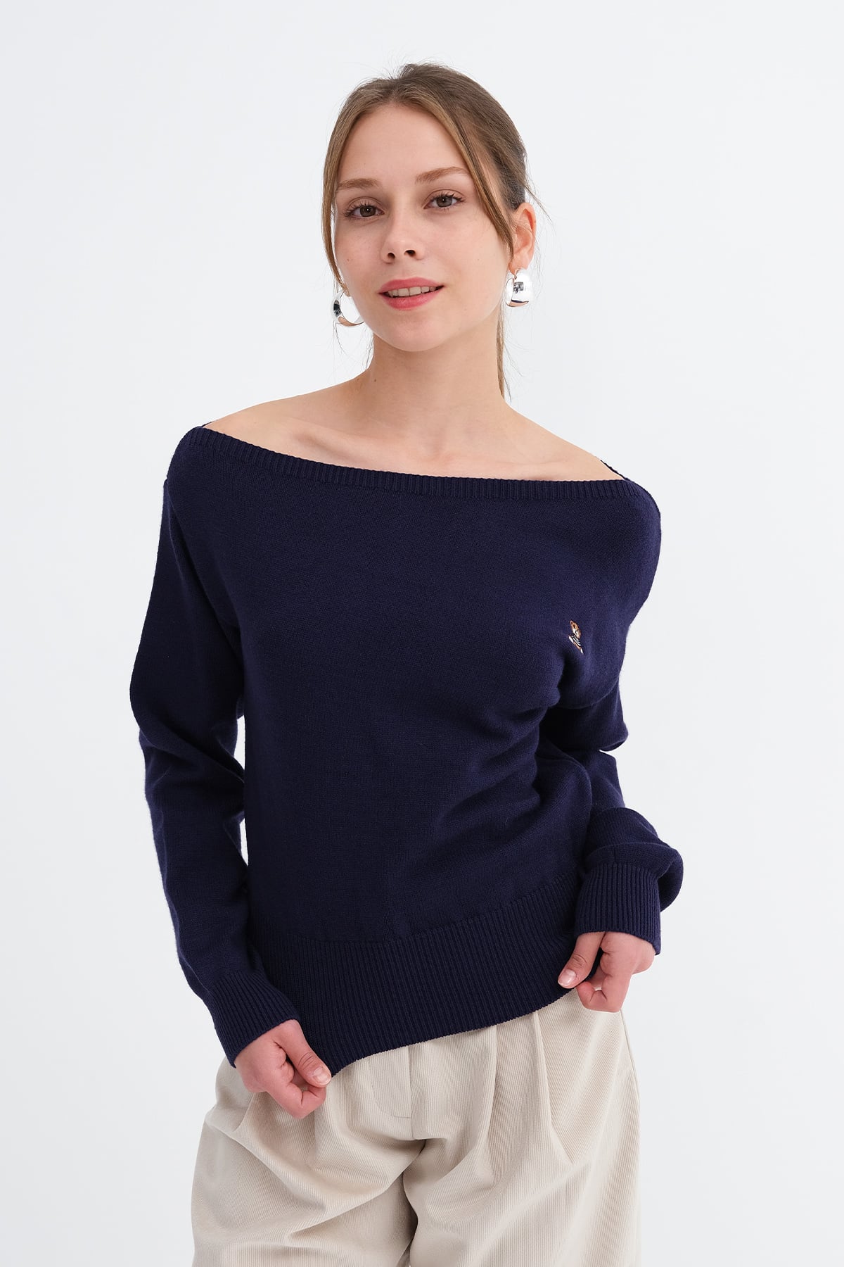 Dark-Night-Blue_Teddy-Bear-Embroidered-Knit-Sweater-addax