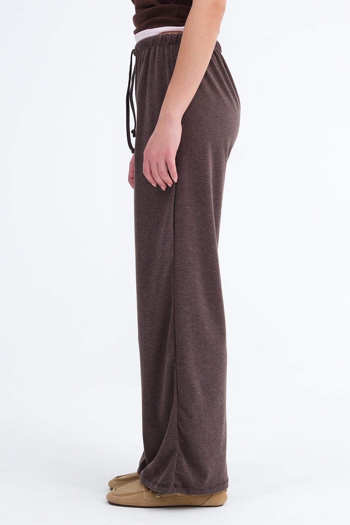 Bitter-Coffee_Elasticated-Waist-Joggers-addax